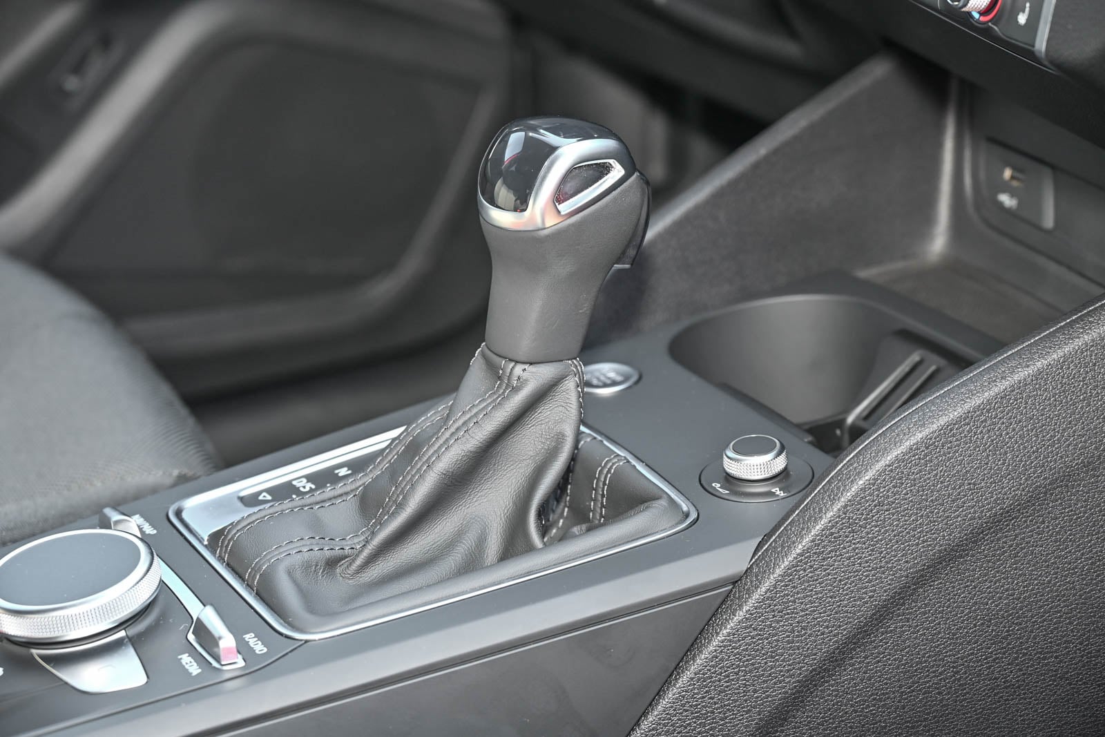 Image about Audi Q2 S line 35 TFSI S tronic