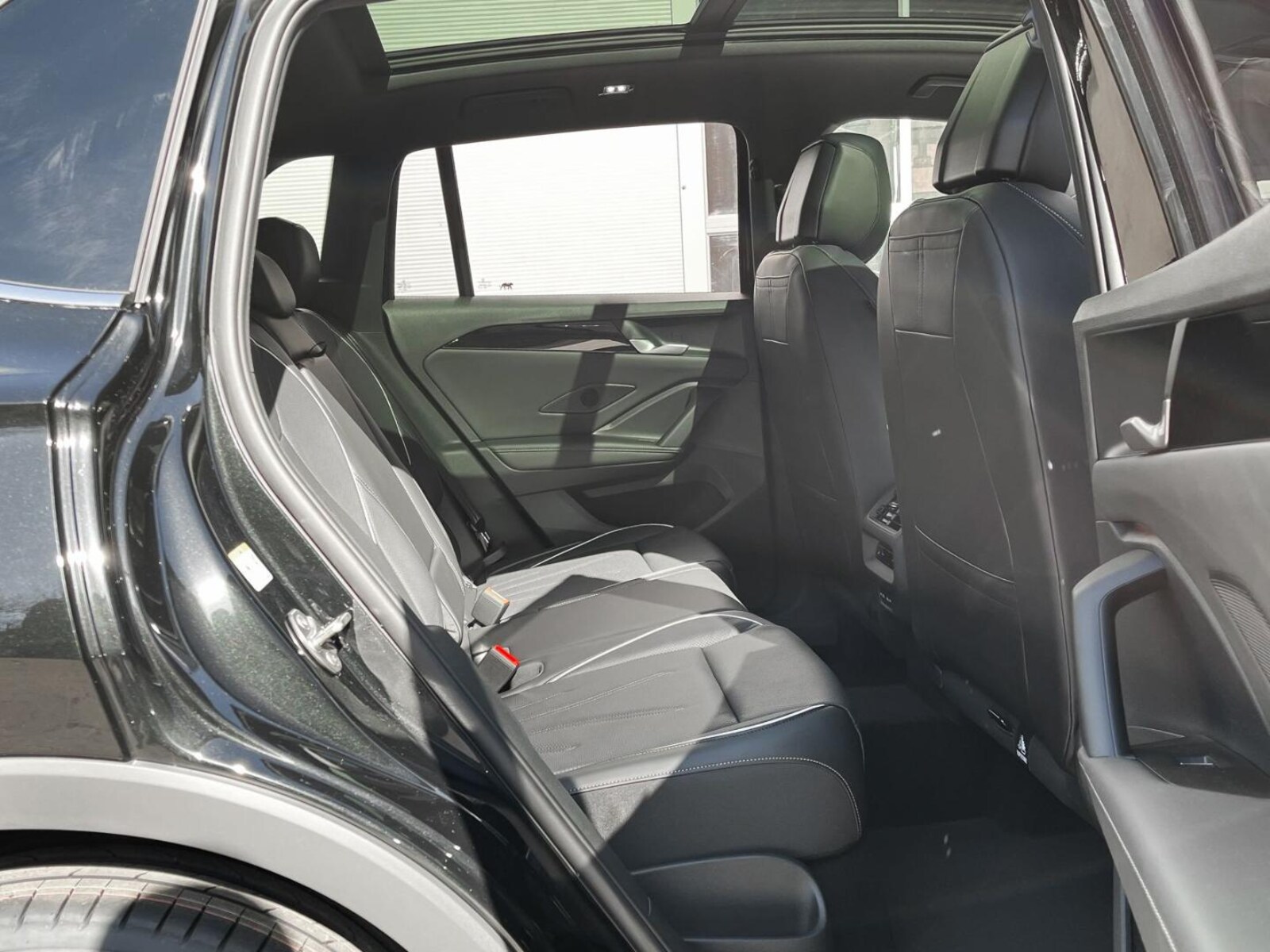 Volkswagen Tiguan – Bild 12