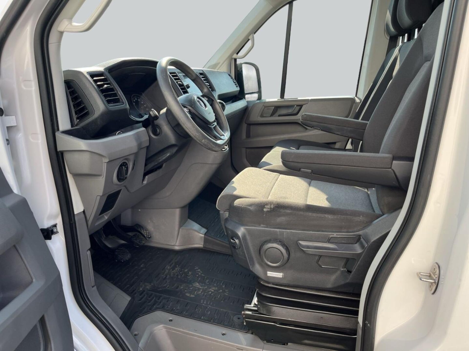 Volkswagen Crafter Kasten mittlerer Radstand