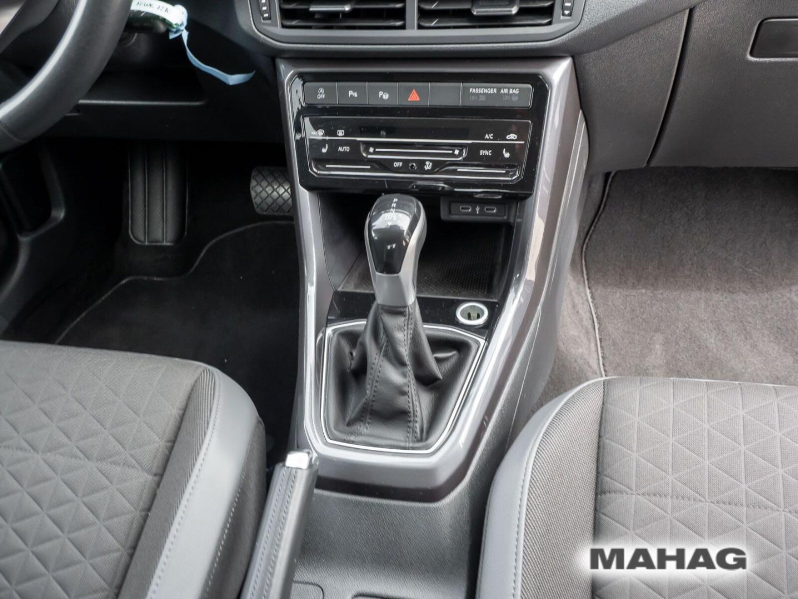 Volkswagen T-Cross – Bild 17