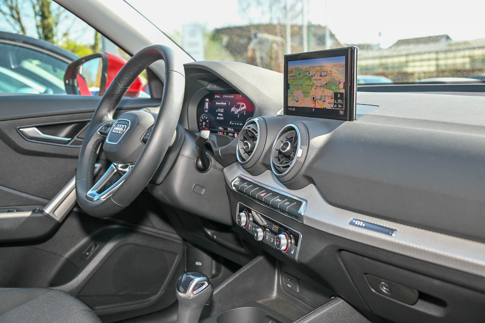 Image about Audi Q2 S line 35 TFSI S tronic