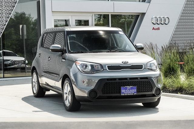 Used 2016 Kia Soul Base with VIN KNDJN2A20G7243875 for sale in Saint Charles, IL