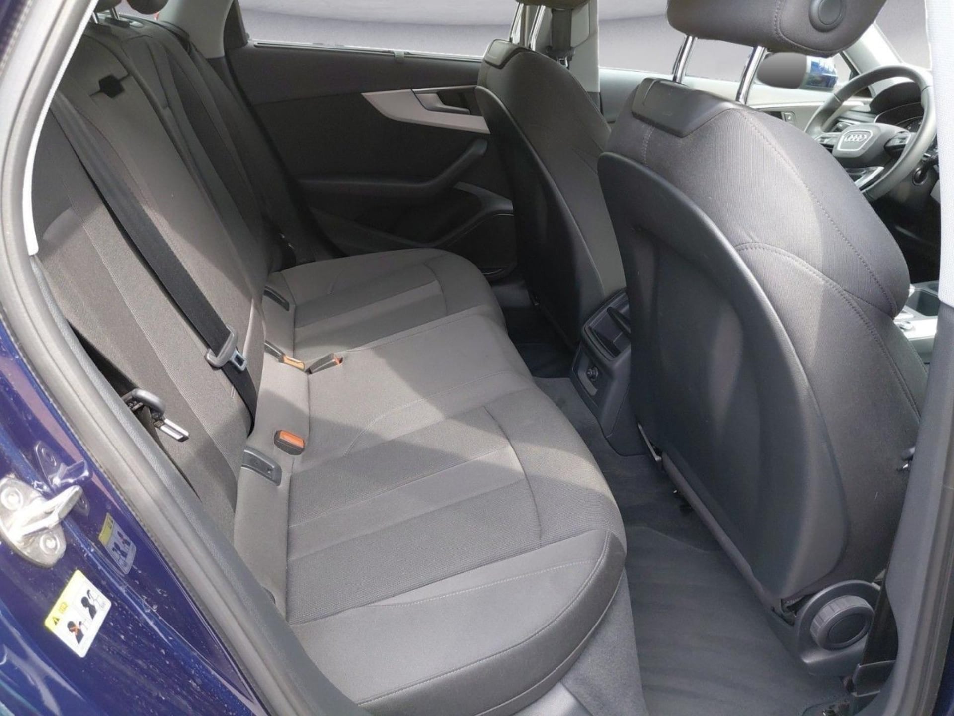 Audi A4 Avant S line