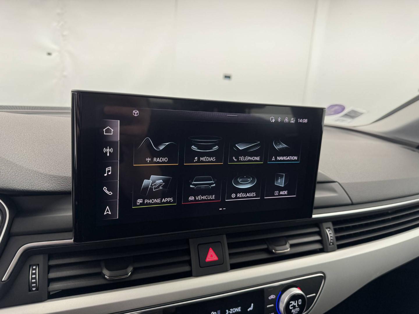 Image about Audi A4 Berline Design 35 TFSI 110 kW (150 ch) S tronic