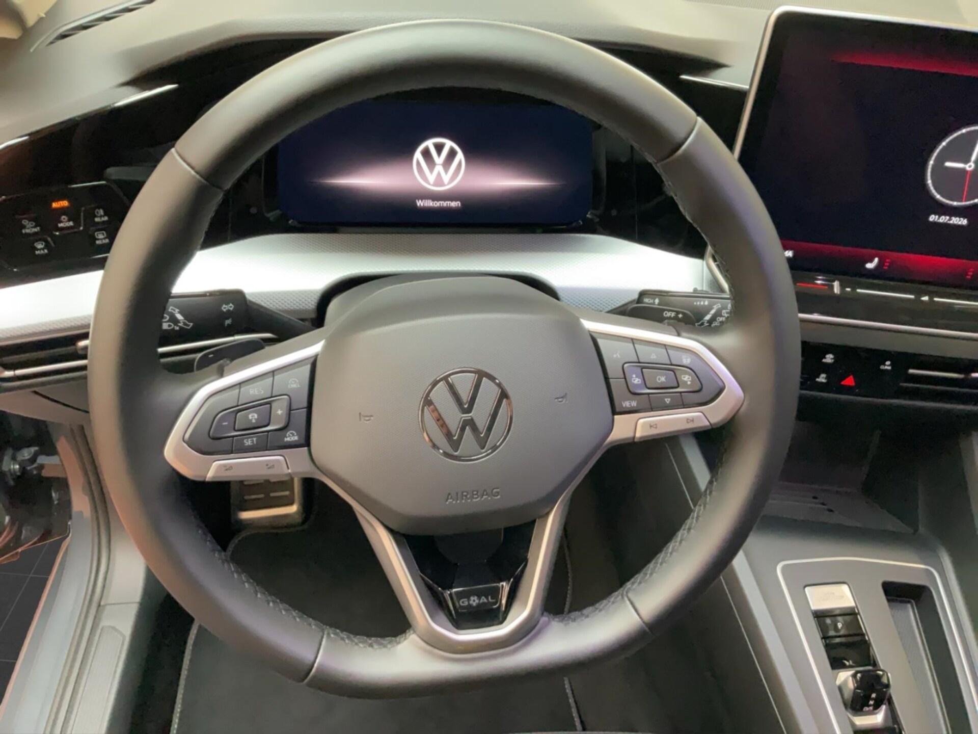 Volkswagen Golf Life