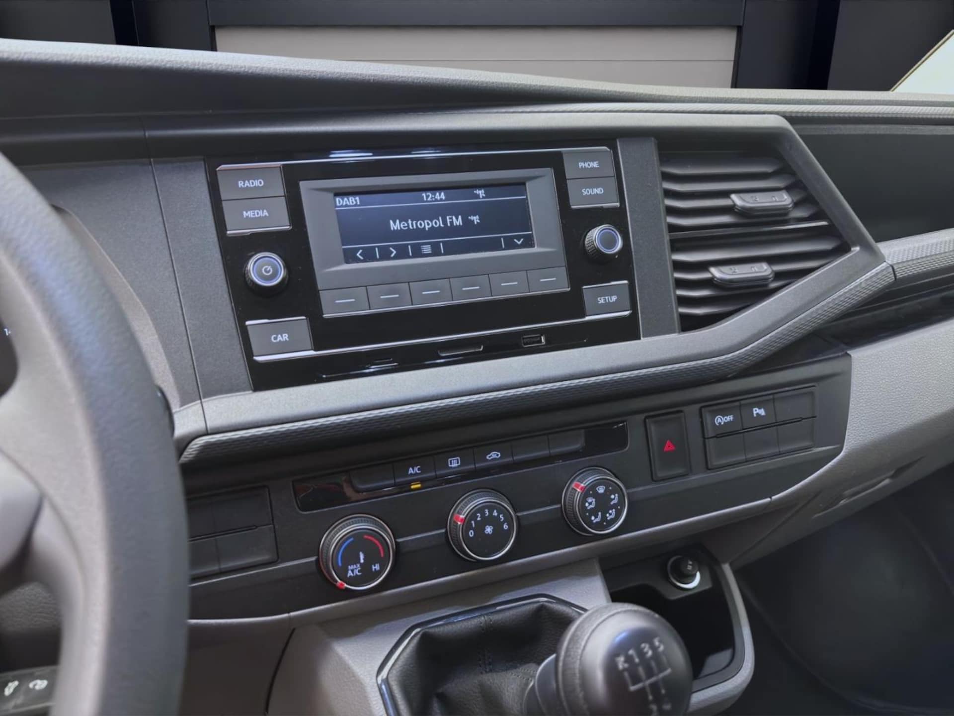 Volkswagen T6.1 Transporter Kombi kurzer Radstand