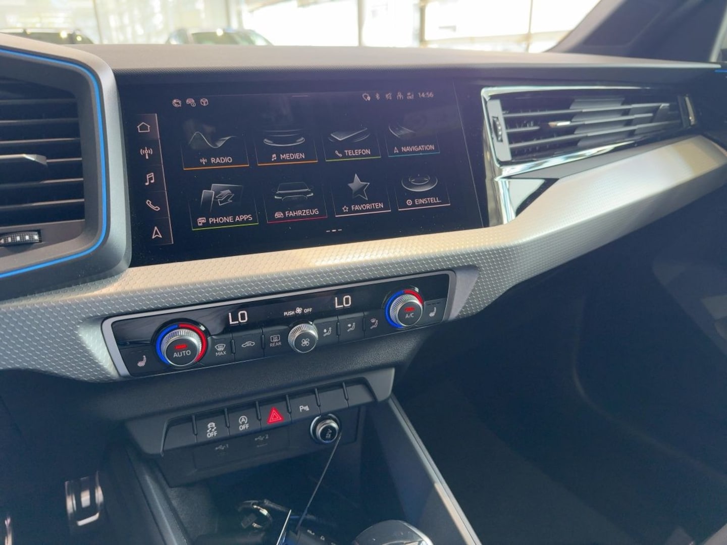 Bild über Audi A1 allstreet 35 TFSI S tronic - für weitere Informationen kontaktieren Sie den Audi Partner
