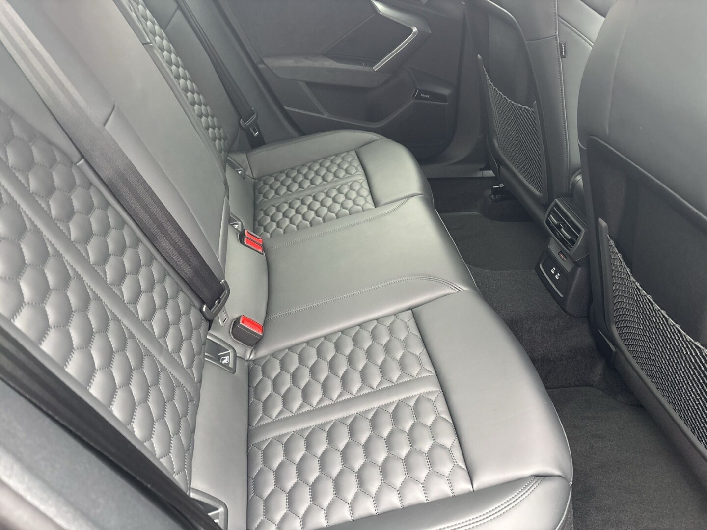 Image about Audi RS 3 Limousine TFSI quattro S tronic