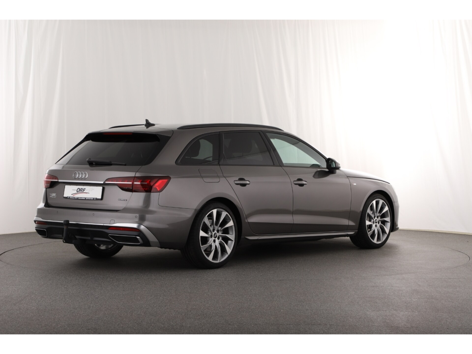 Audi A4 Avant S line