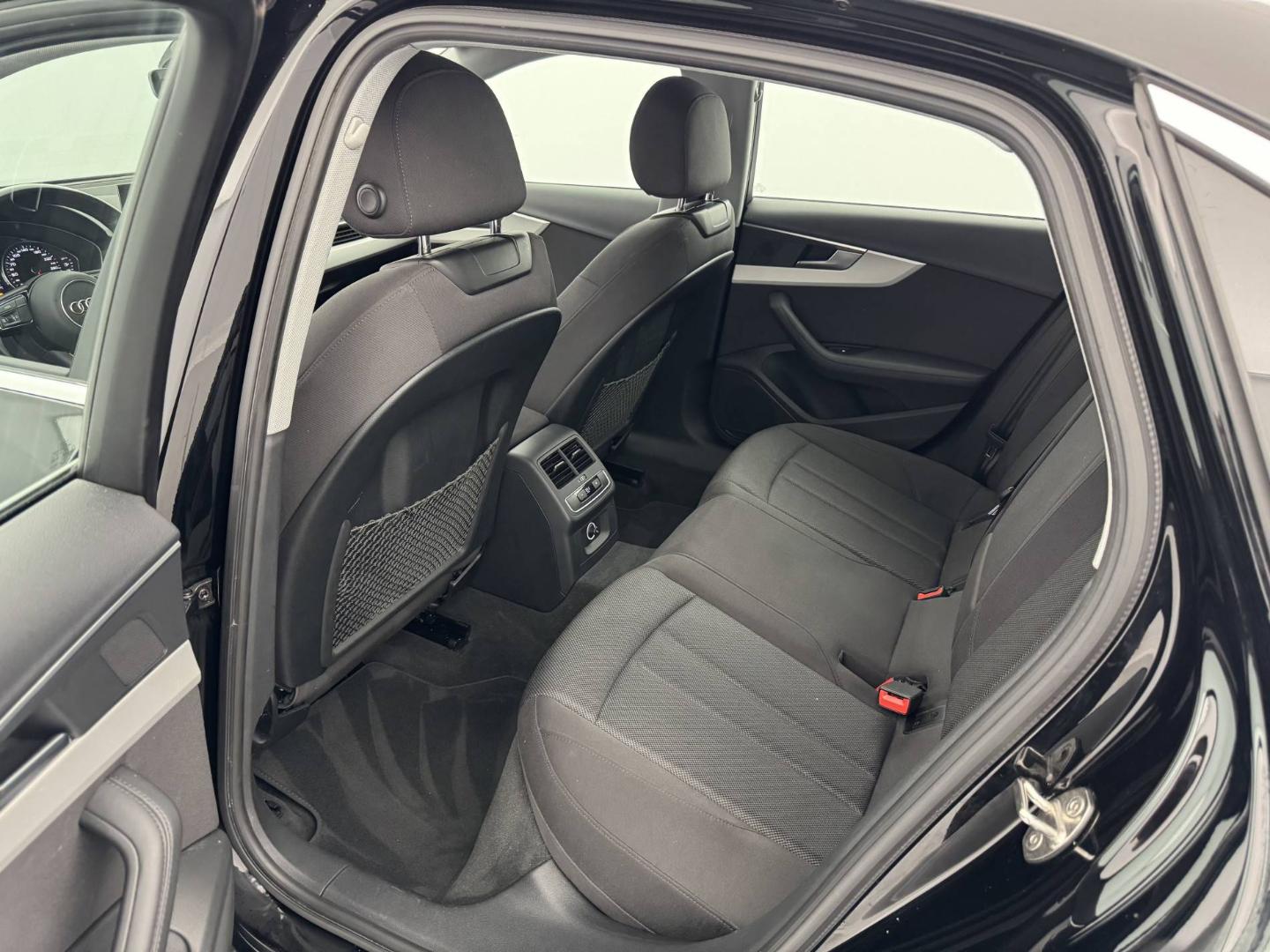 Image about Audi A4 Berline Design 35 TFSI 110 kW (150 ch) S tronic