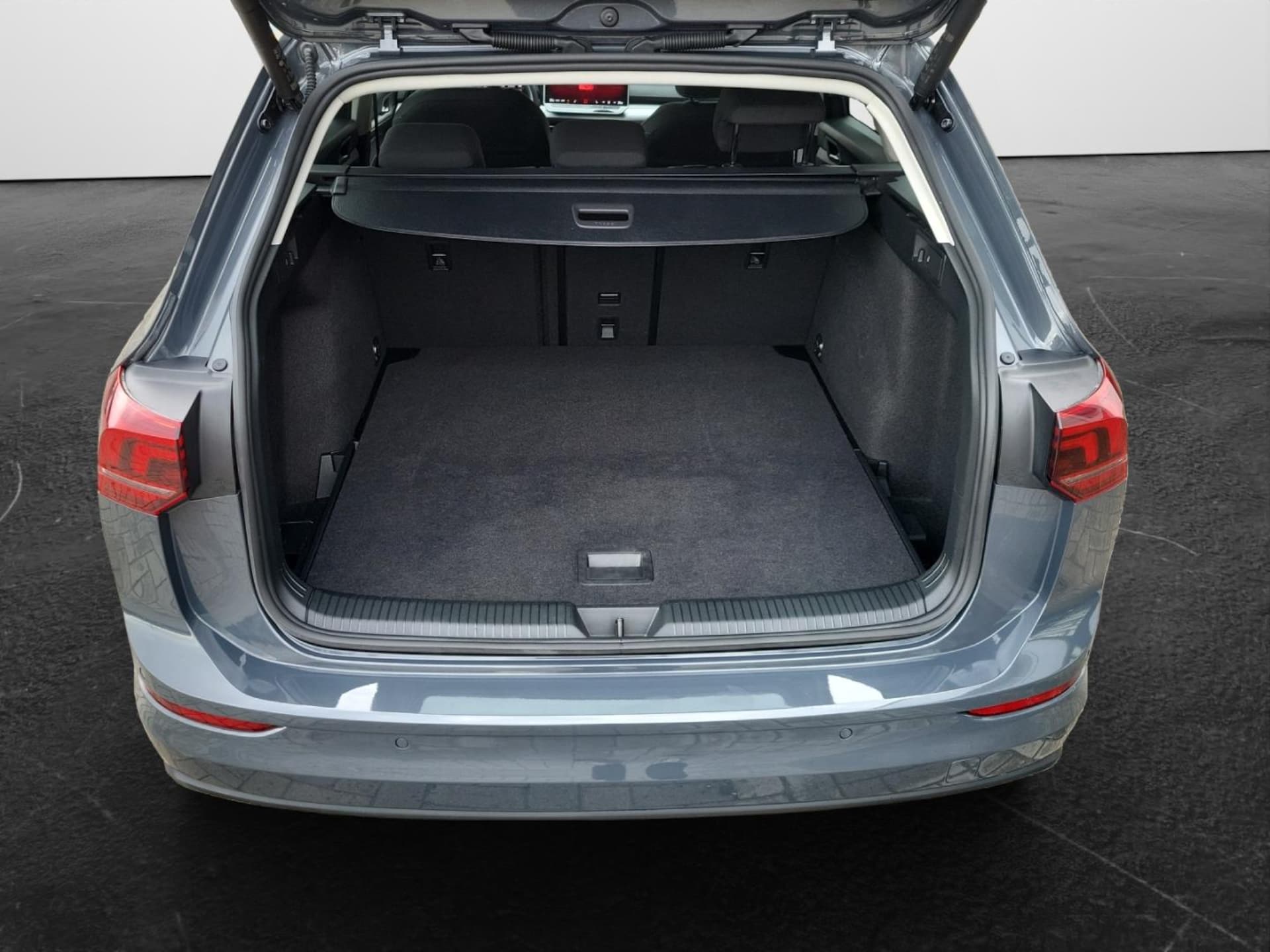 Volkswagen Golf Variant Life