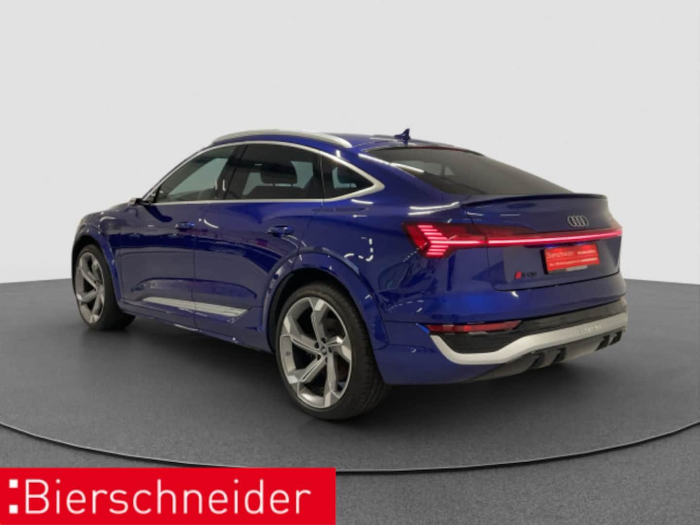 Bild über Audi SQ8 Sportback e-tron e-tron quattro - für weitere Informationen kontaktieren Sie den Audi Partner