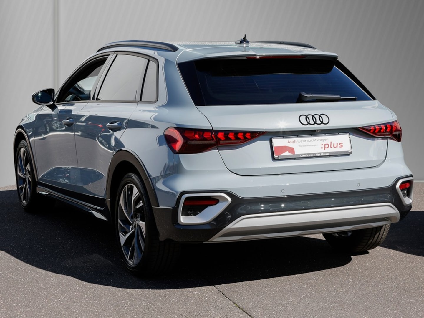 Bild über Audi A3 allstreet TFSI 110 kW S tronic - für weitere Informationen kontaktieren Sie den Audi Partner