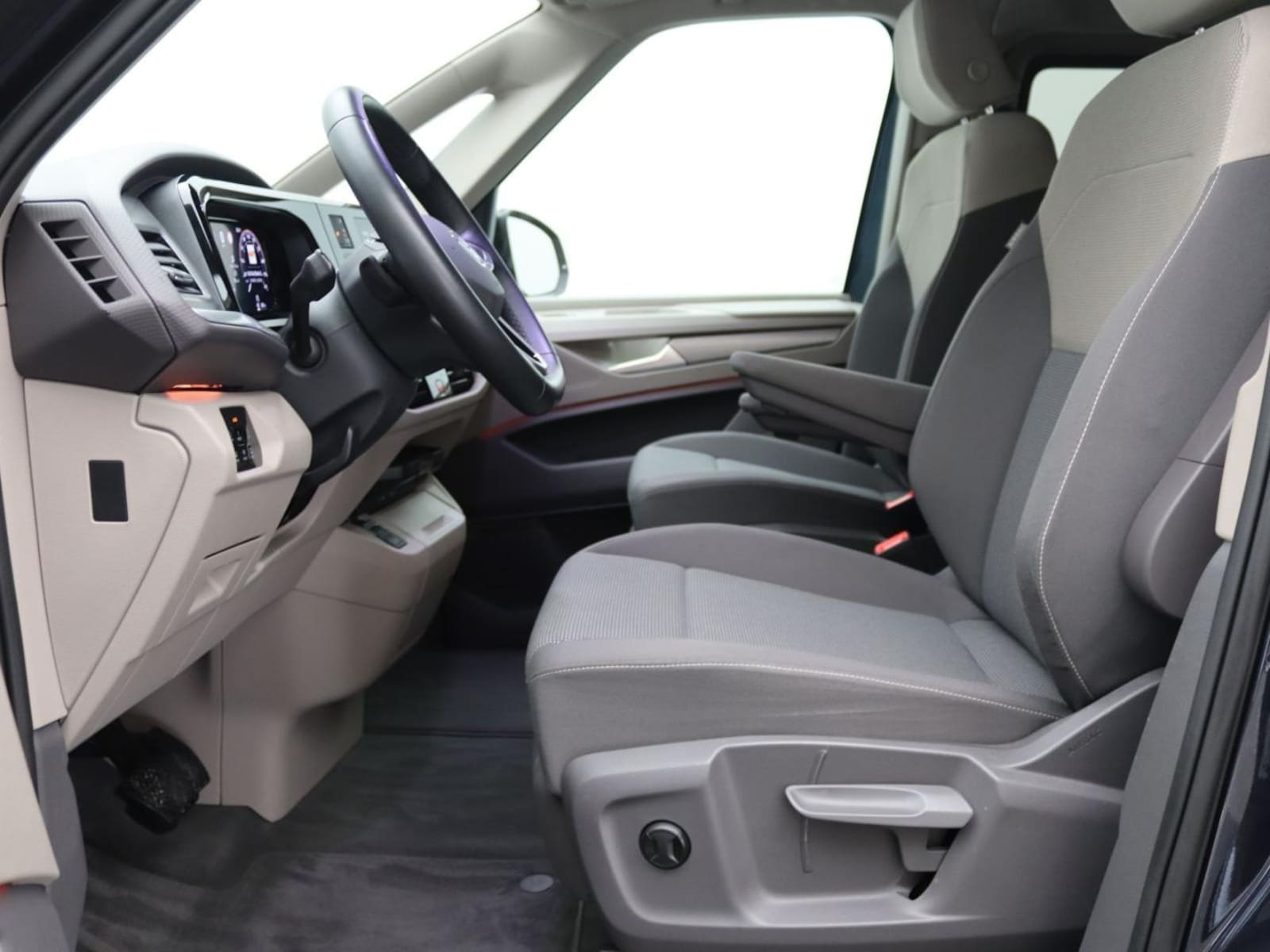 Volkswagen Multivan Langversion – Bild 22