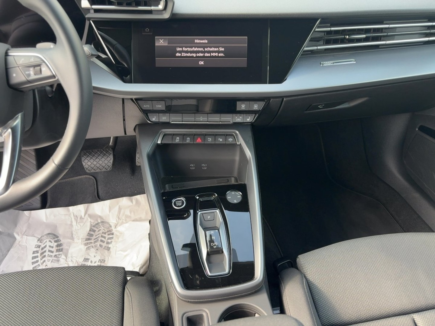 Bild über Audi A3 Sportback S line 35 TFSI S tronic - für weitere Informationen kontaktieren Sie den Audi Partner
