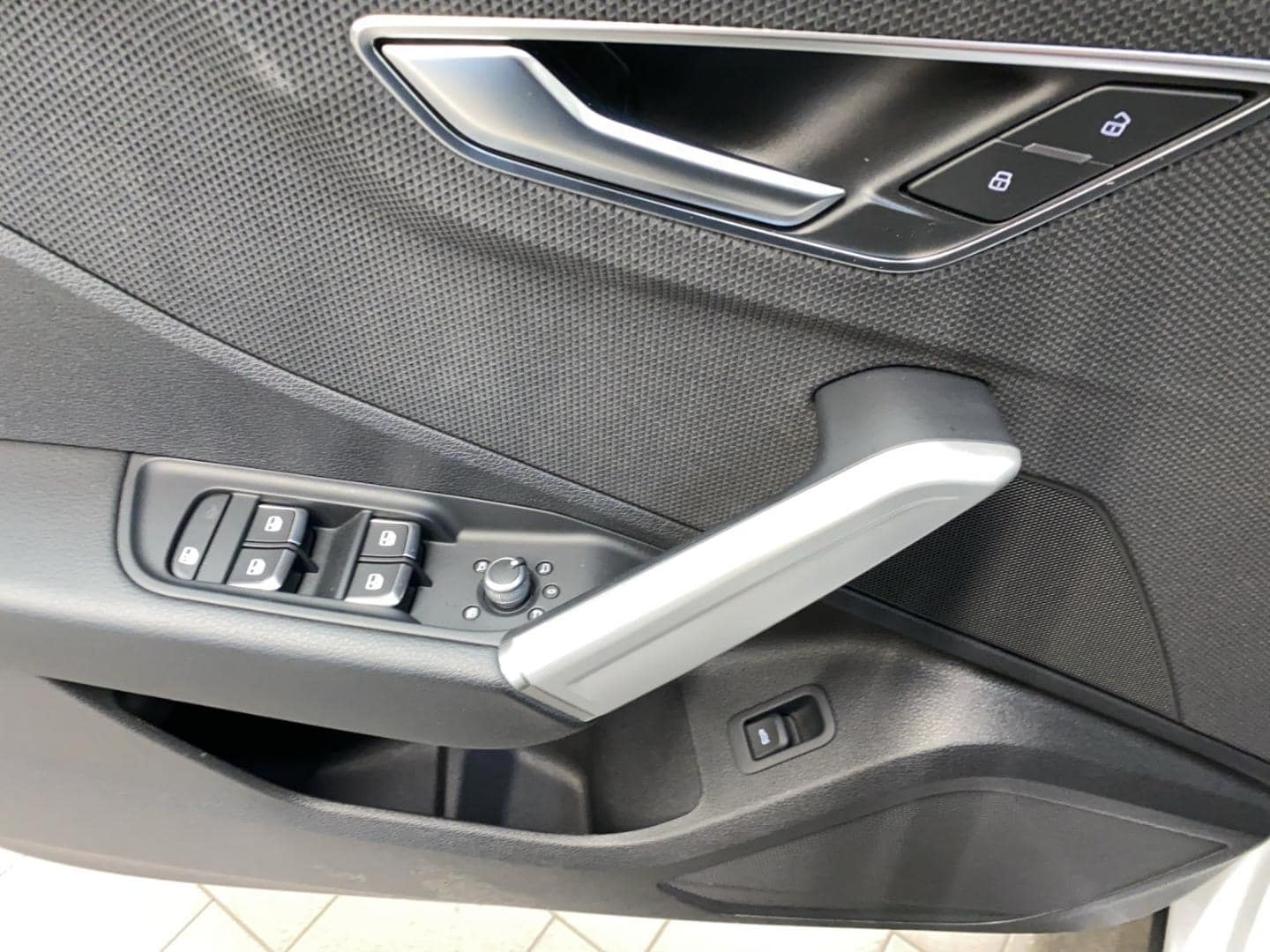 Bild über Audi Q2 S line 35 TFSI 110(150) kW(PS) S tronic - für weitere Informationen kontaktieren Sie den Audi Partner