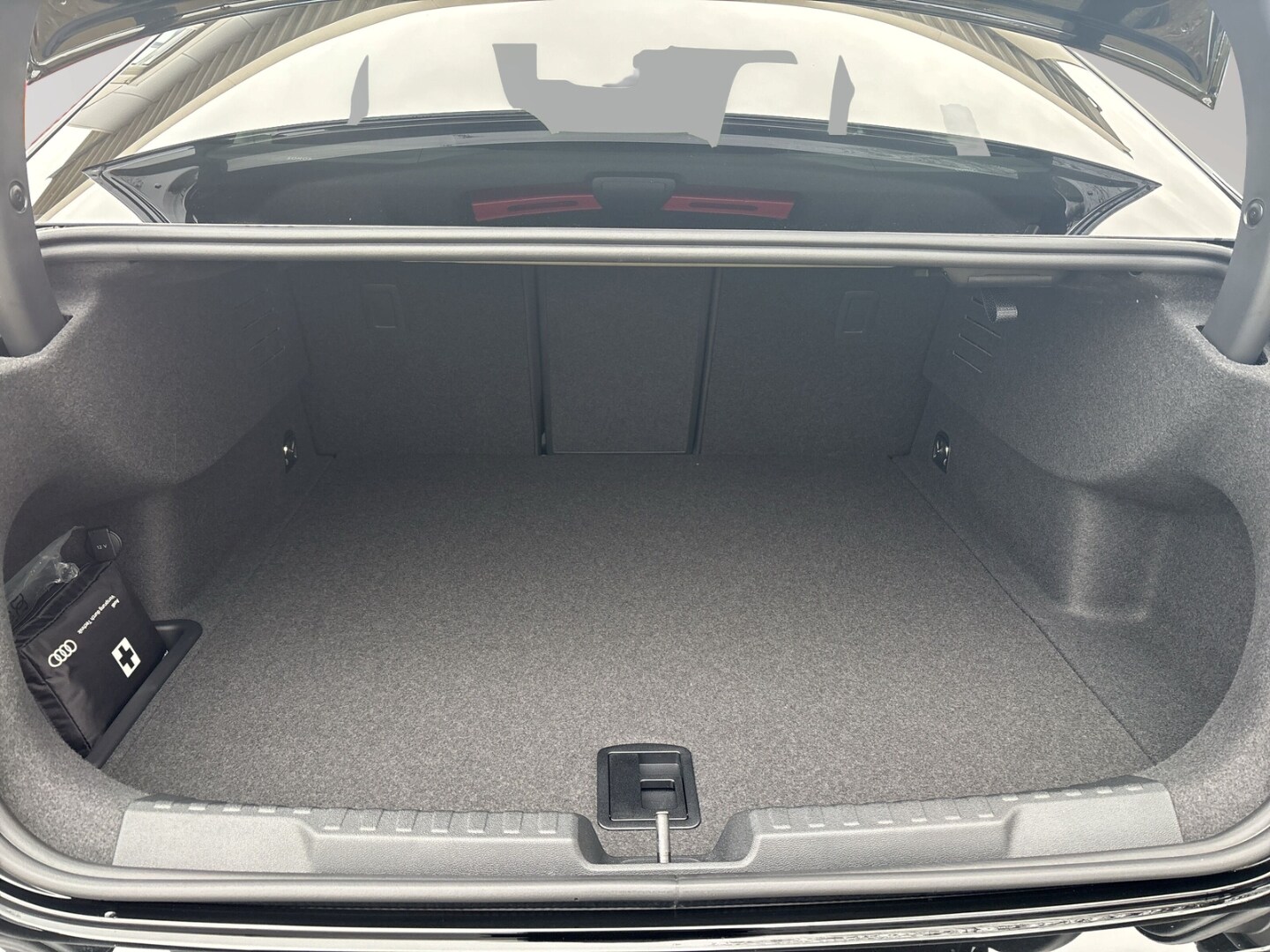 Image about Audi RS 3 Limousine TFSI quattro S tronic