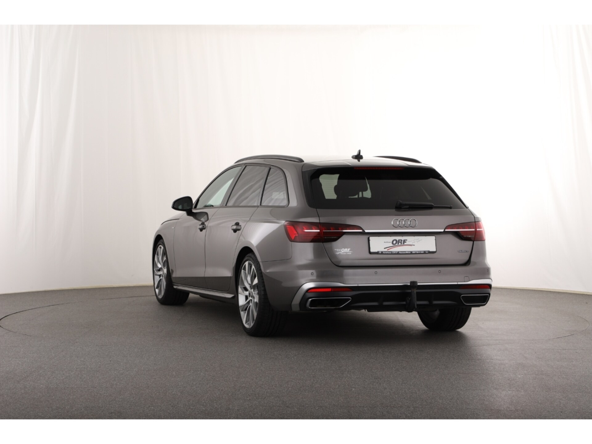 Audi A4 Avant S line