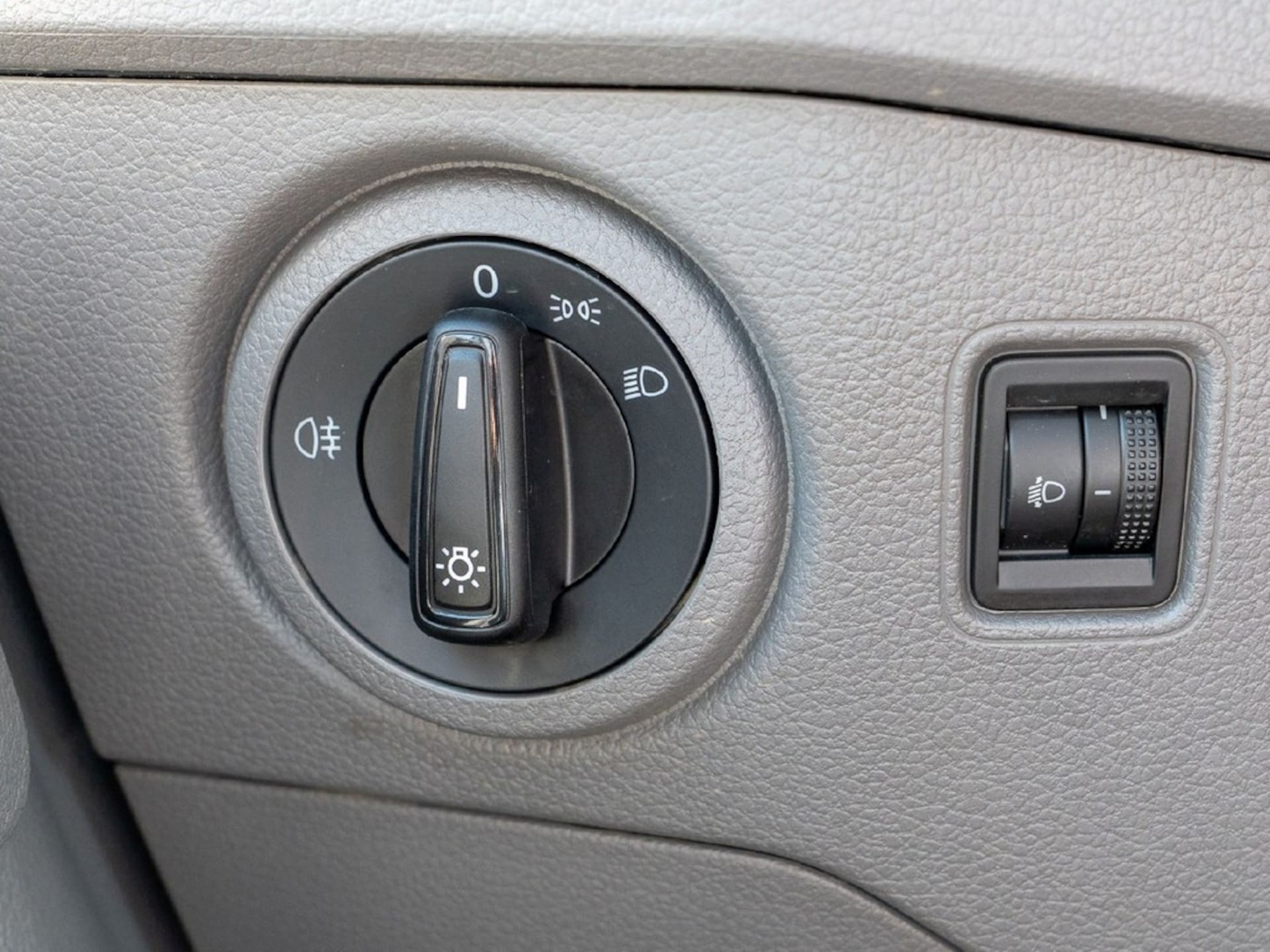 Volkswagen Crafter Kasten langer Radstand