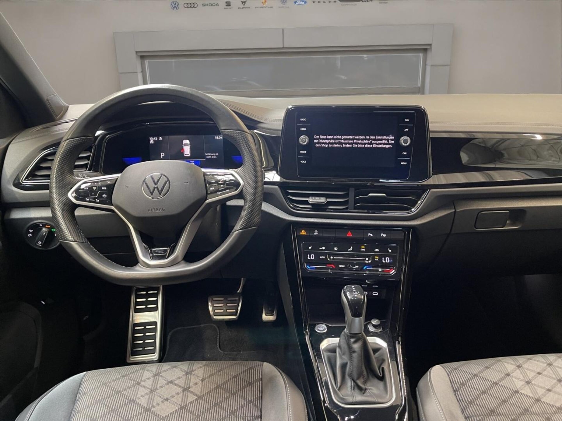 Volkswagen T-Roc R-Line