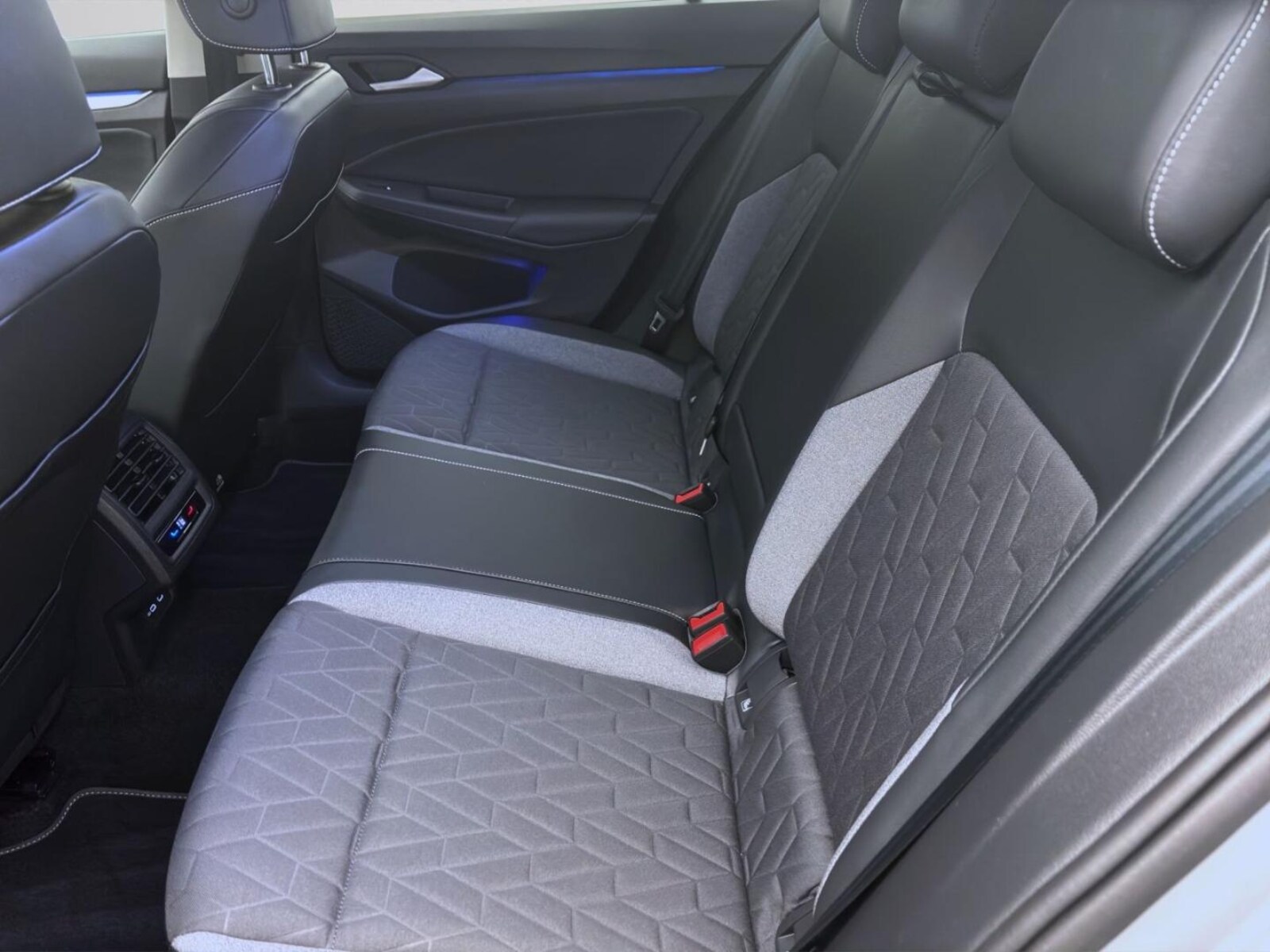 Volkswagen Golf – Bild 16