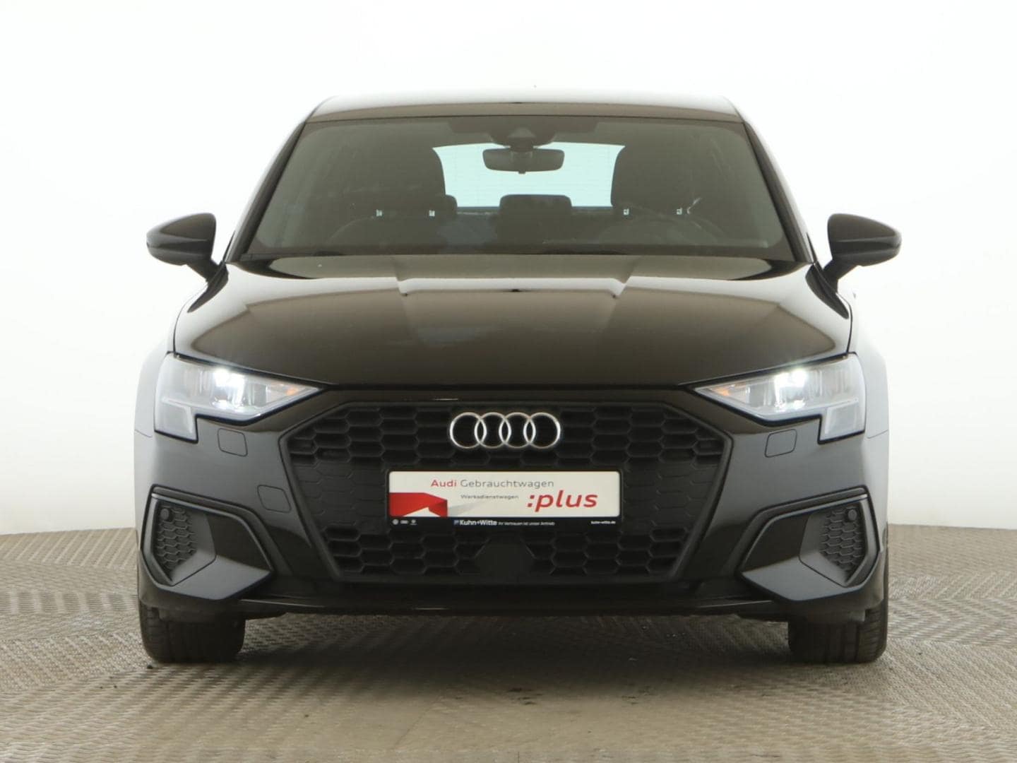 Bild über Audi A3 Sportback 30 TFSI S tronic - für weitere Informationen kontaktieren Sie den Audi Partner