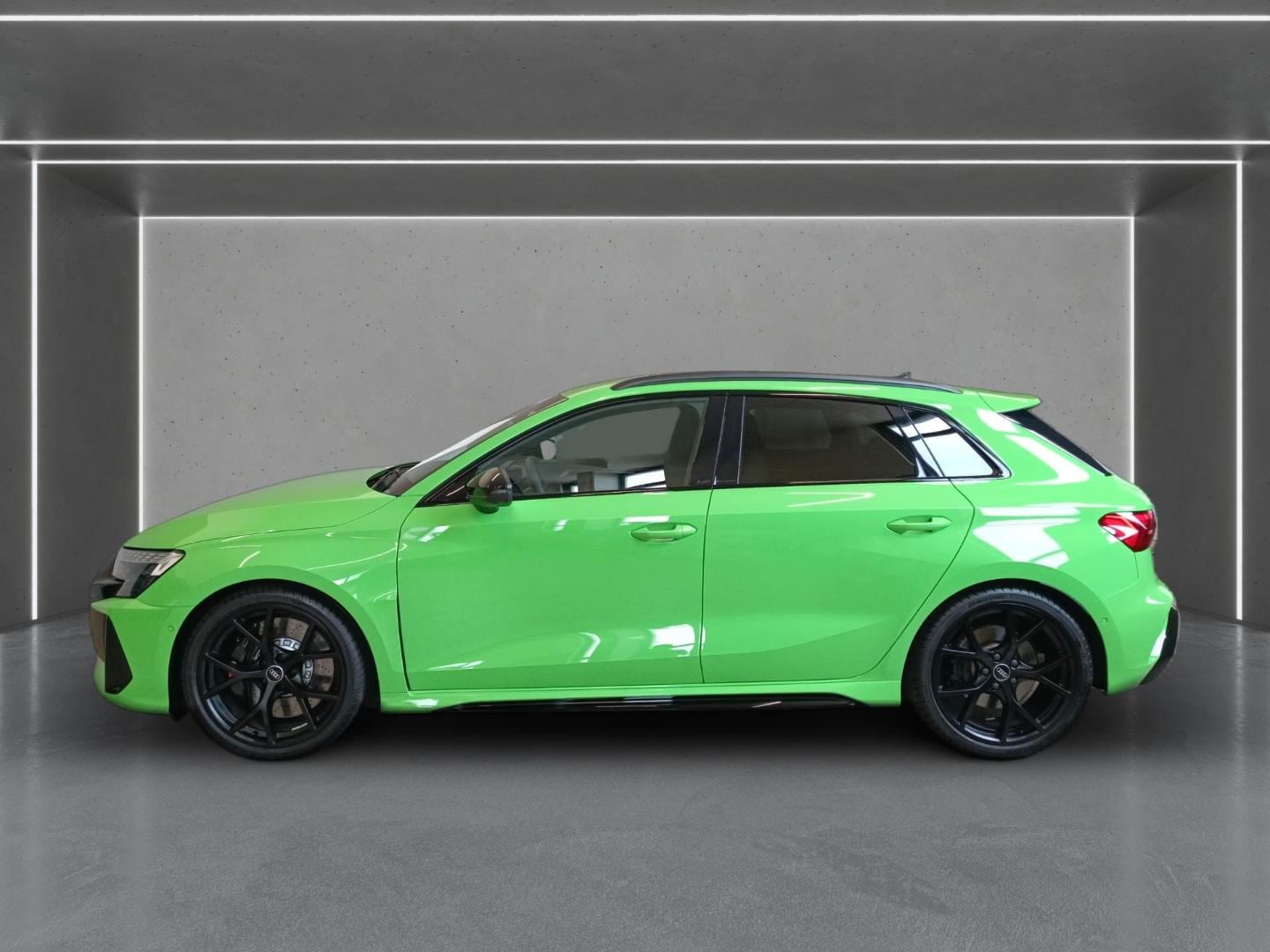 Bild über Audi RS 3 Sportback TFSI quattro 294 kW S tronic - für weitere Informationen kontaktieren Sie den Audi Partner