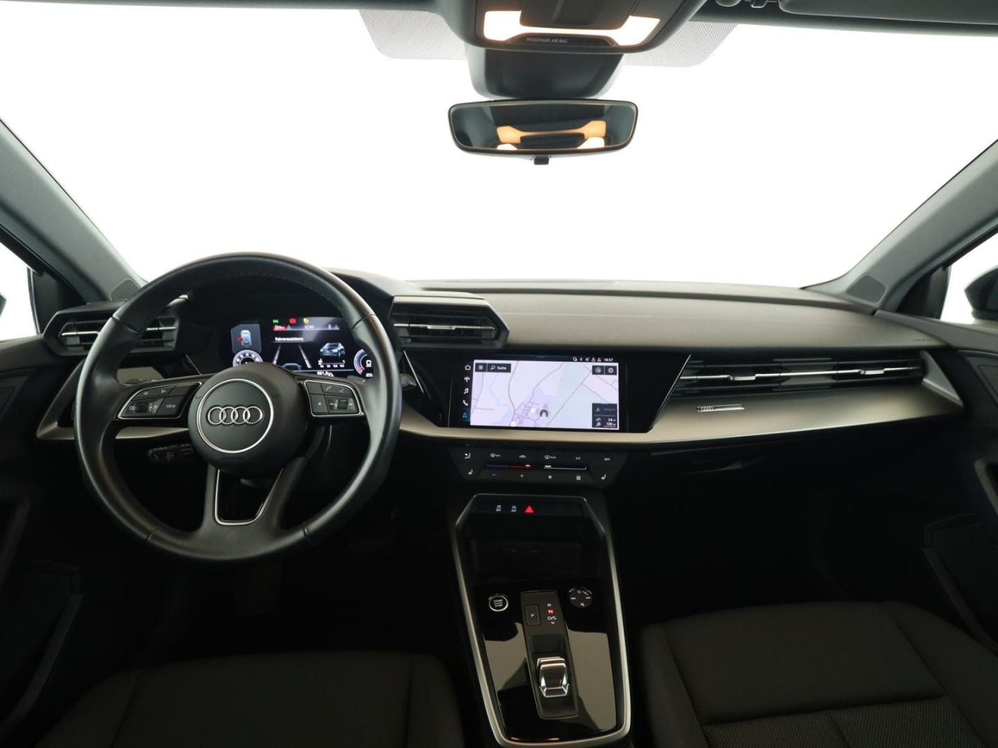 Bild über Audi A3 Sportback 30 TFSI S tronic - für weitere Informationen kontaktieren Sie den Audi Partner