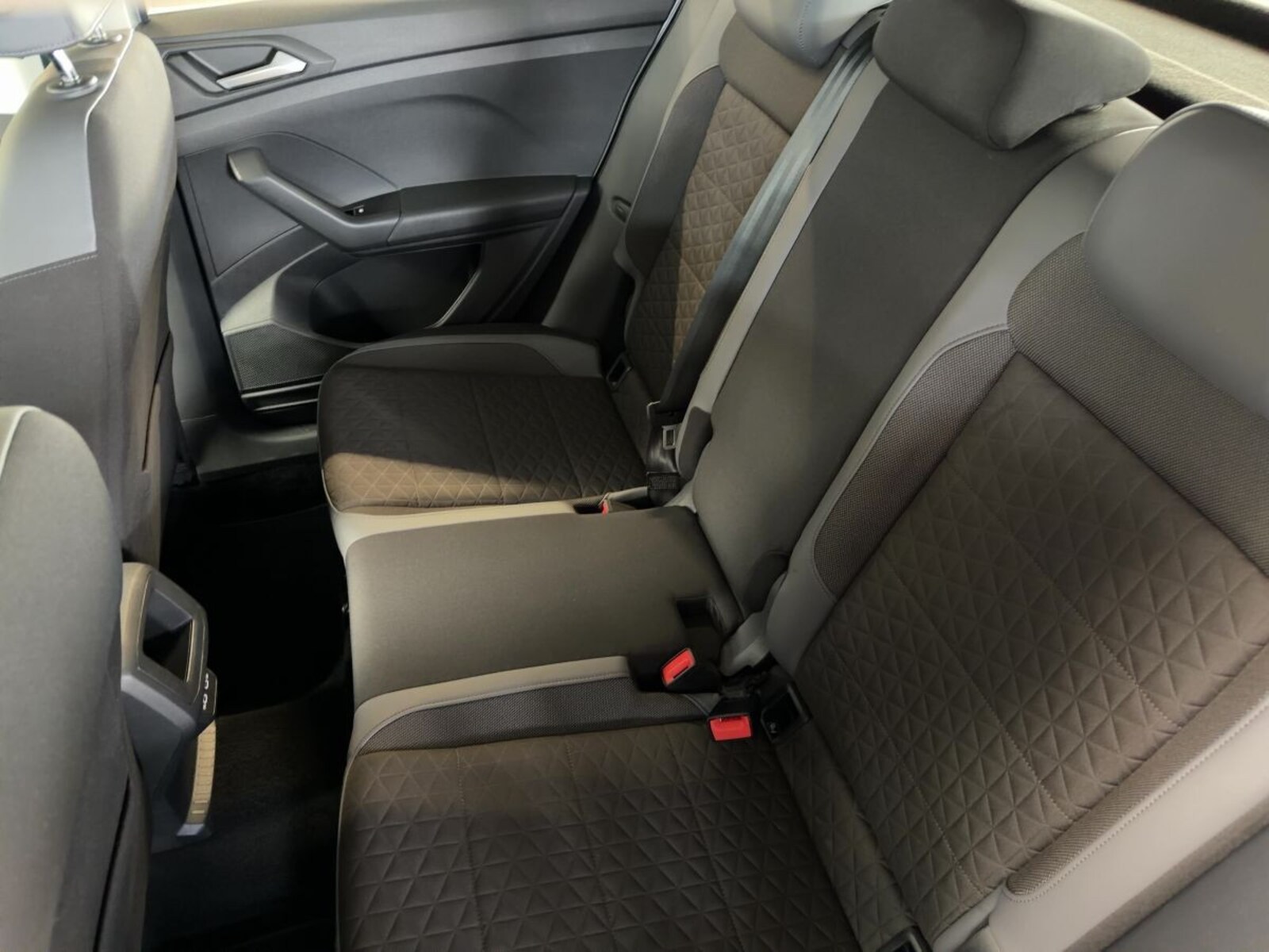 Volkswagen T-Cross – Bild 8