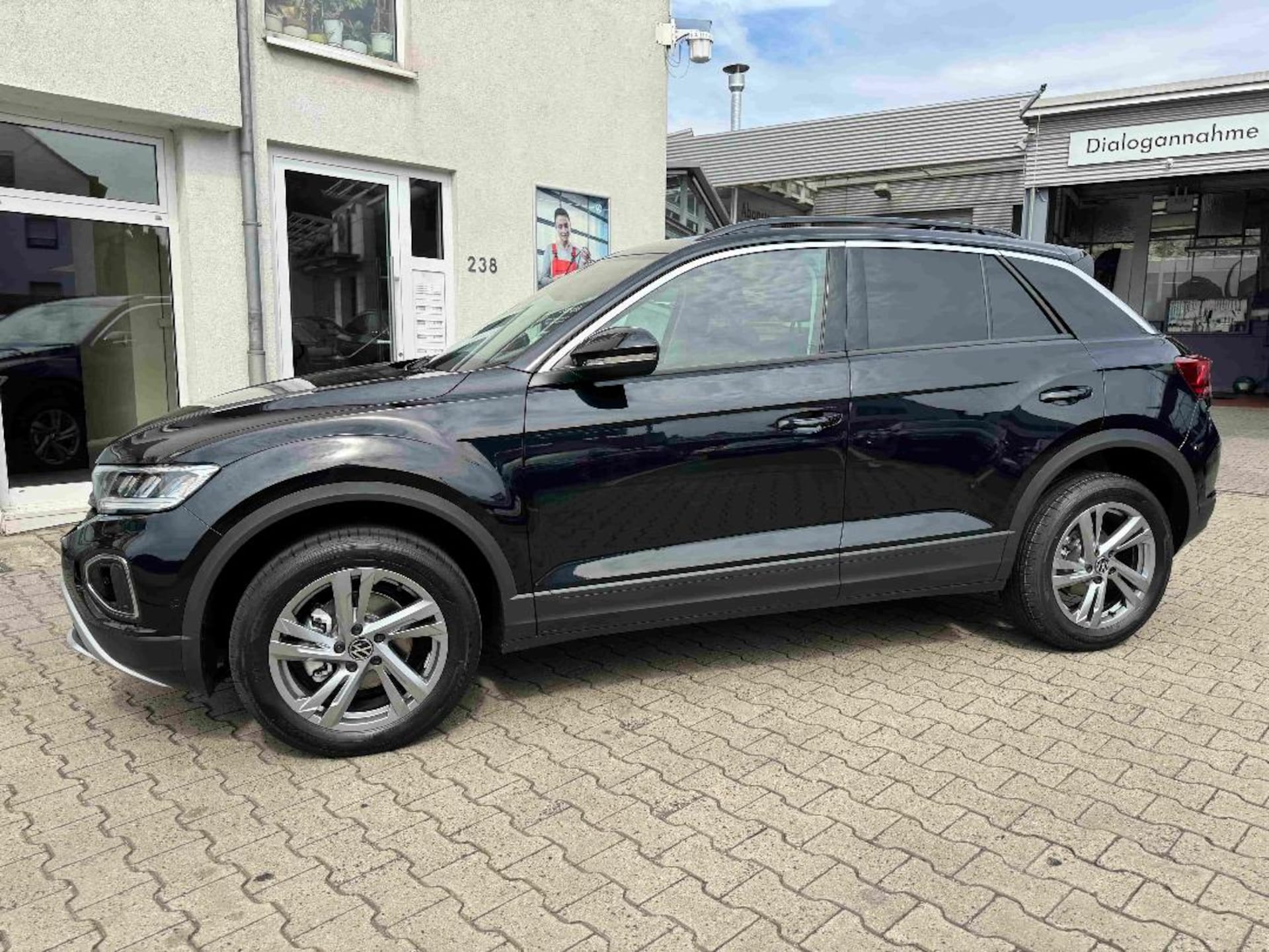 Volkswagen T-Roc Life