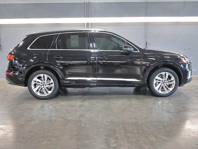 2023 Audi Q7