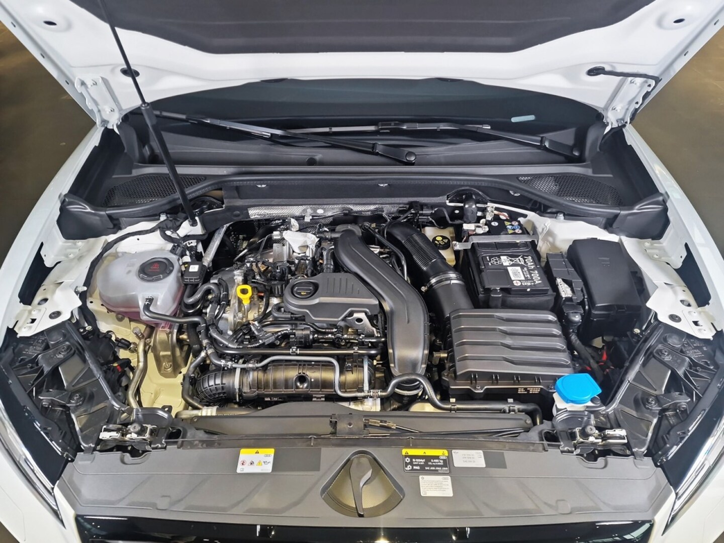 Bild über Audi Q2 S line 35 TFSI S tronic - für weitere Informationen kontaktieren Sie den Audi Partner