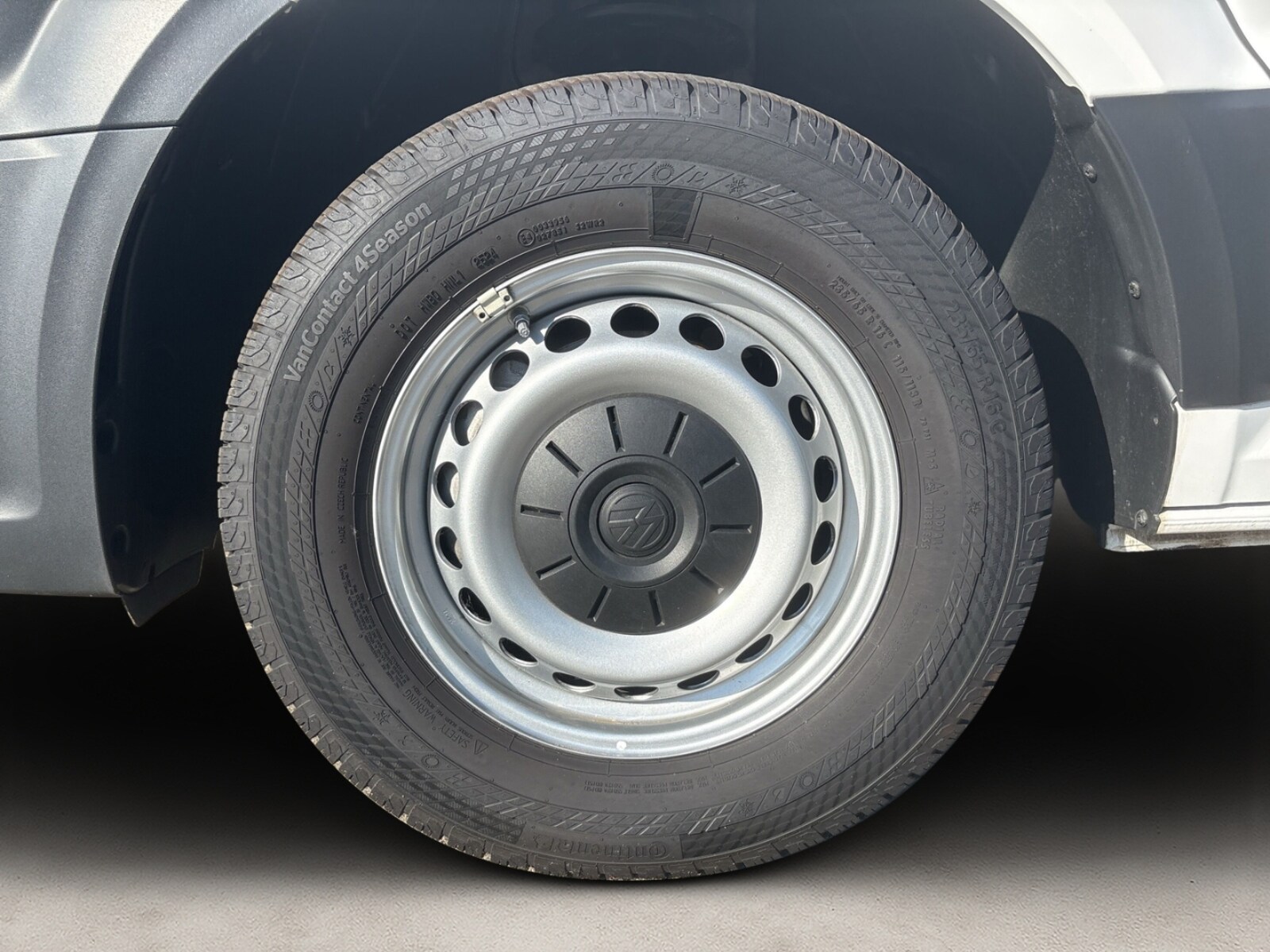Volkswagen Crafter Kasten mittlerer Radstand – Bild 7