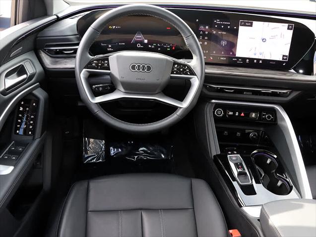 2025 AUDI Q5 - Image 16