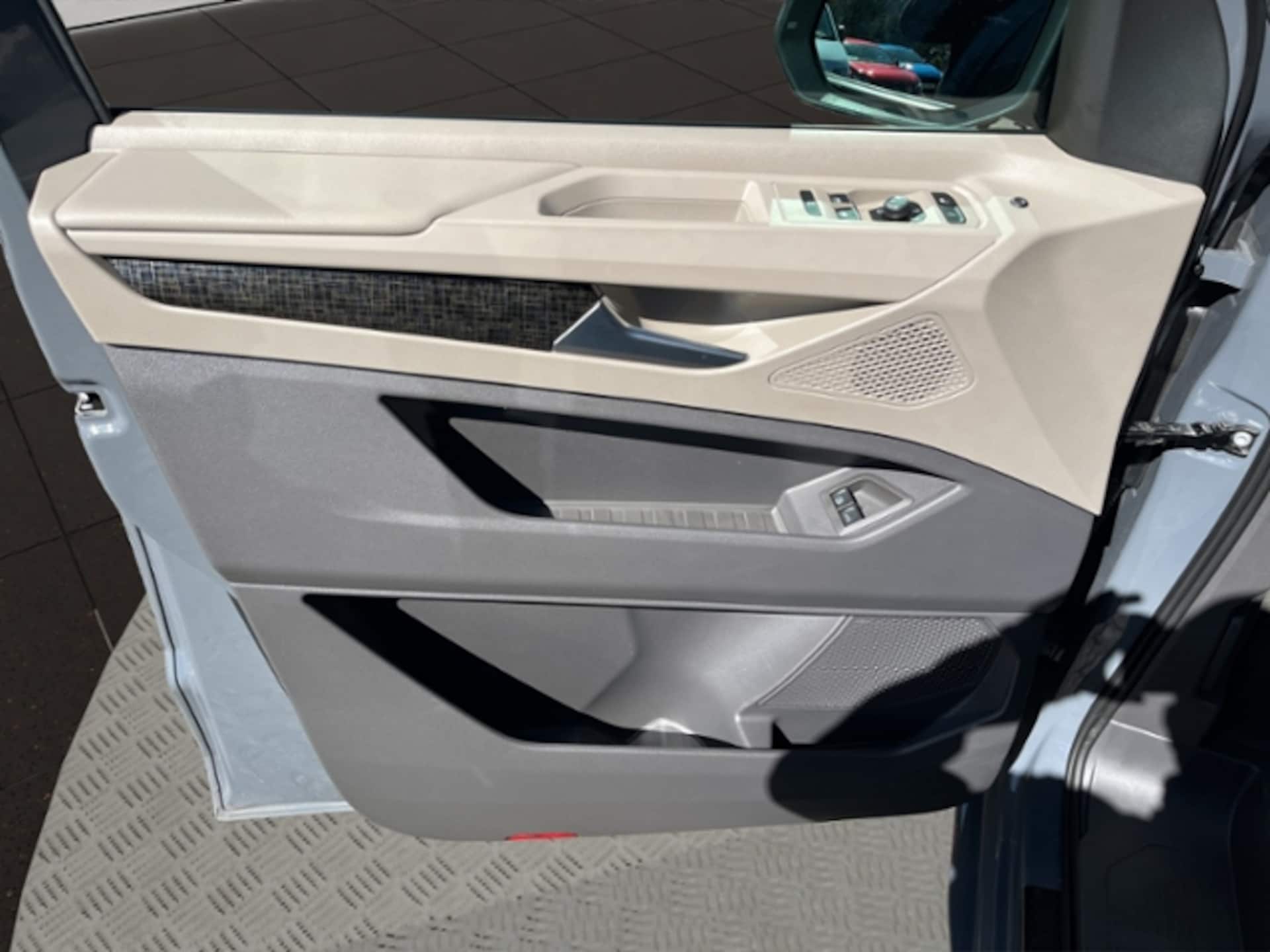 Volkswagen Multivan Life