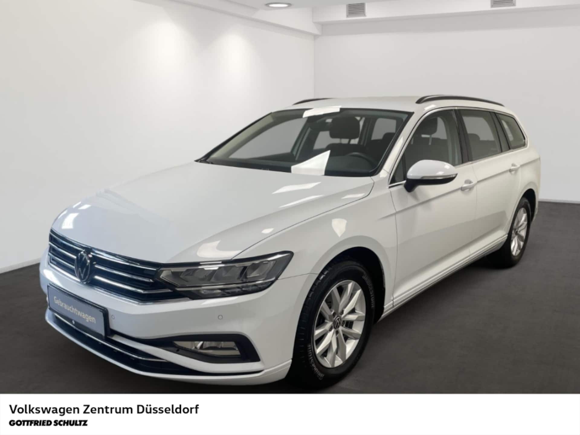 Volkswagen Passat Variant 2023 — Business 2.0 TDI Kamera Sitzheiz AHK LED
