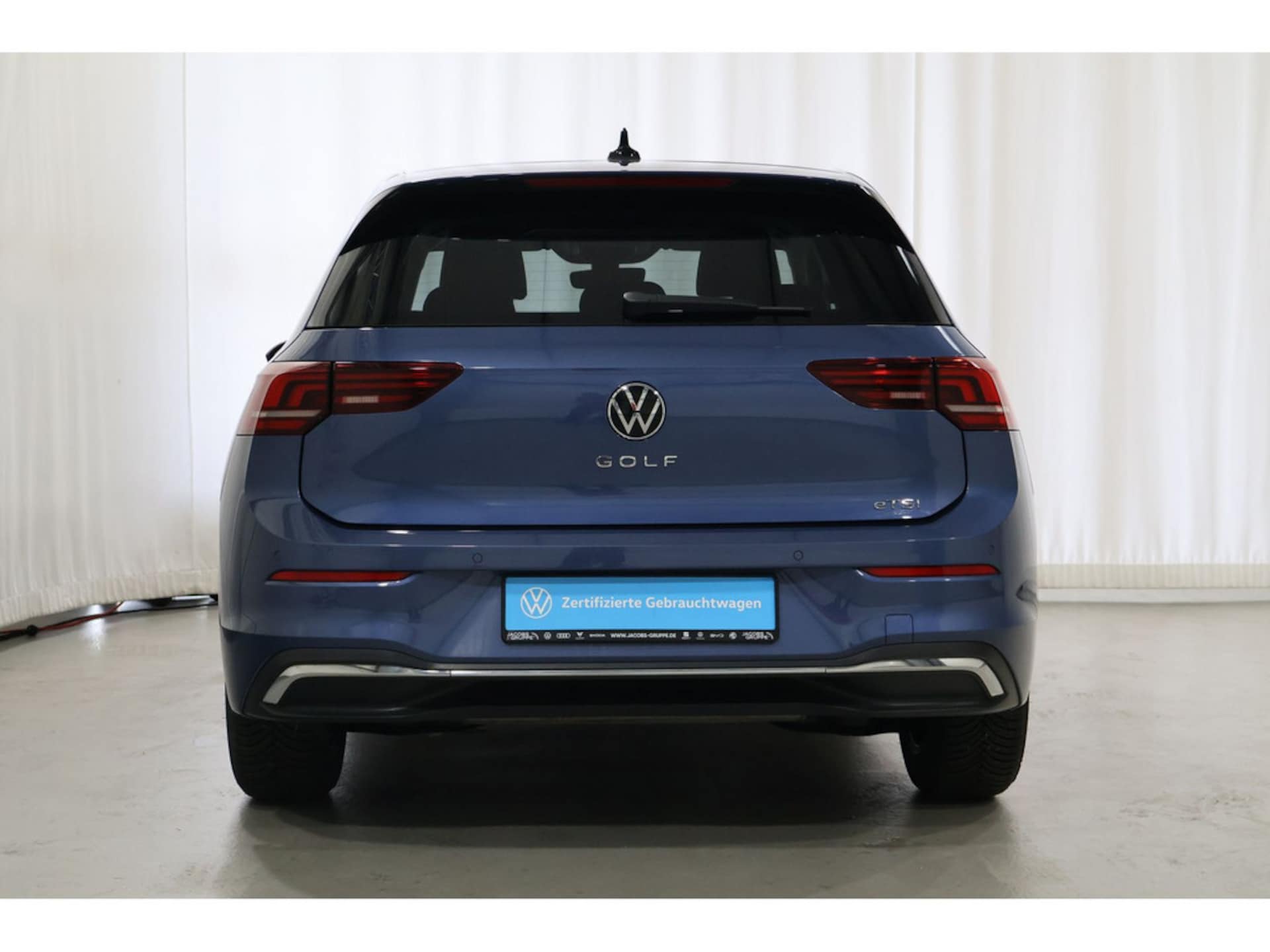 Volkswagen Golf Life