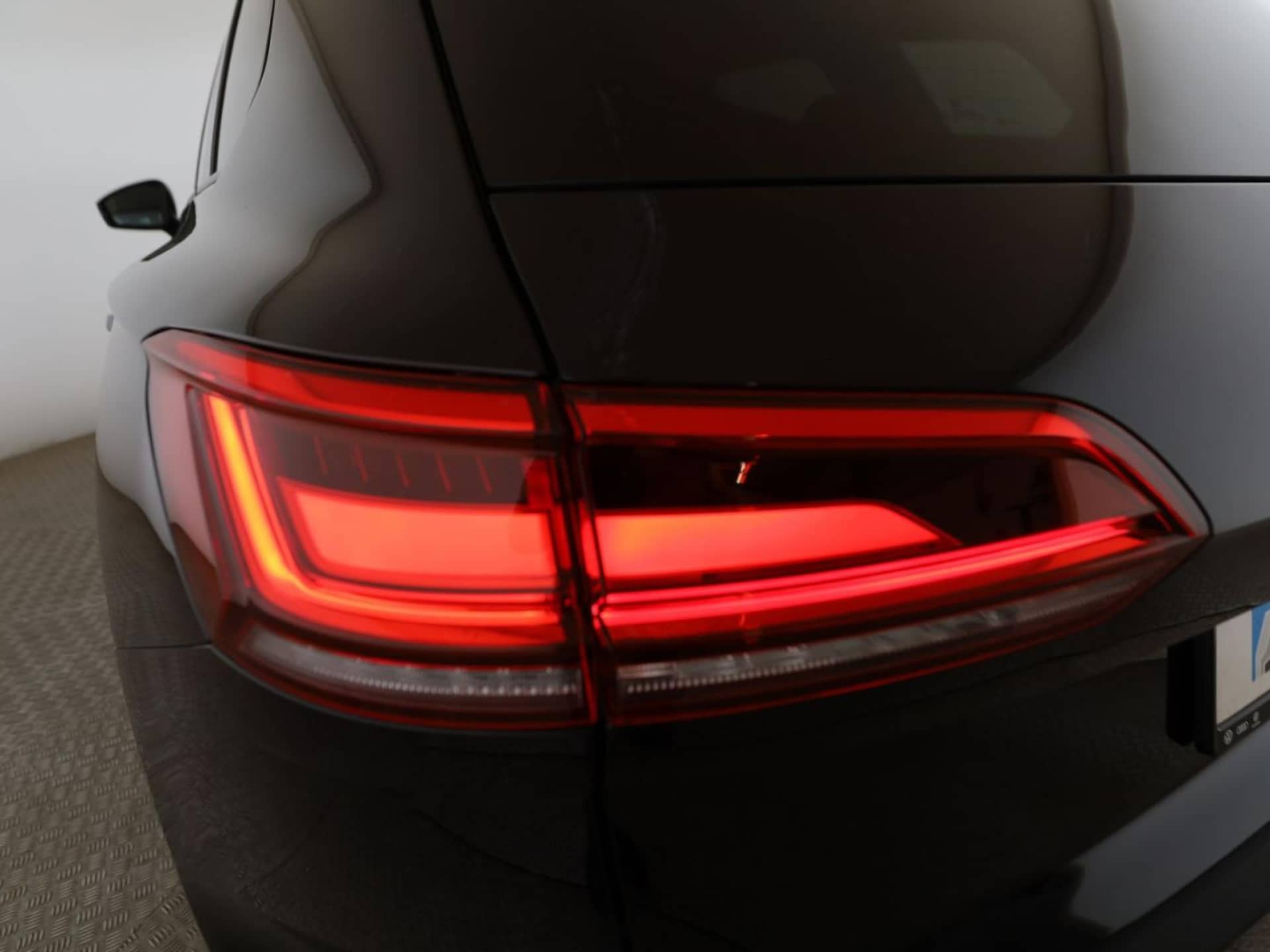 Volkswagen Touareg Basis-Modell