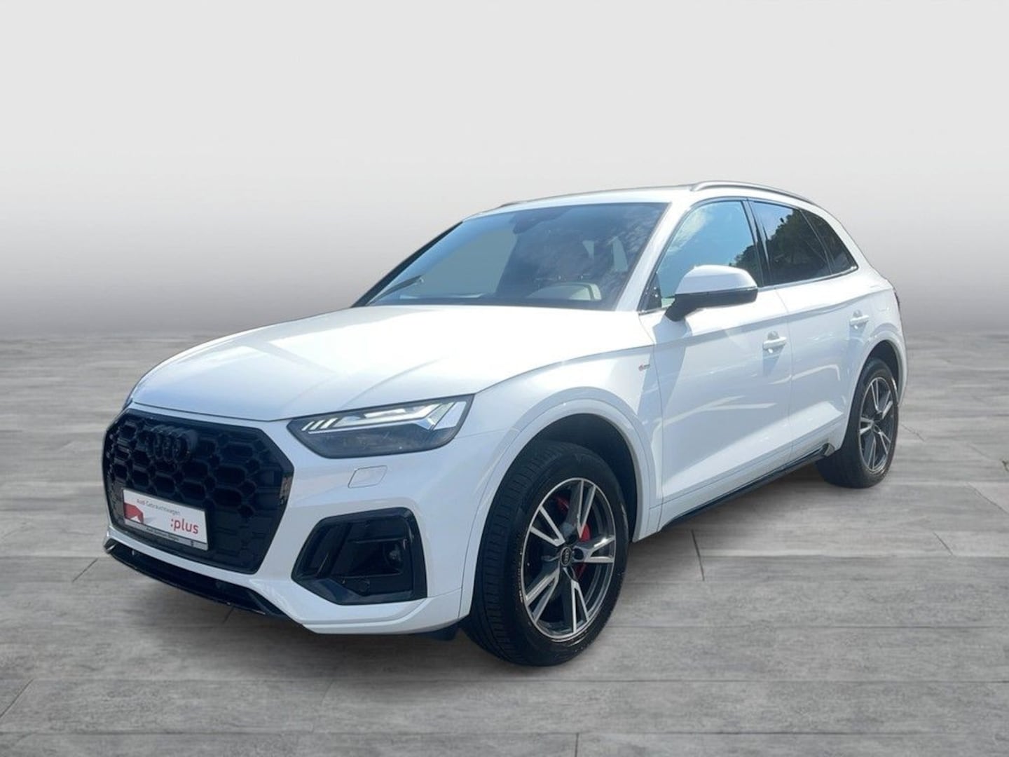 Bild über Audi Q5 TFSI e S line business 50 TFSI e quattro S tronic - für weitere Informationen kontaktieren Sie den Audi Partner