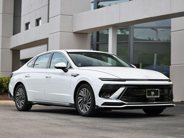 2025 Hyundai Sonata Hybrid