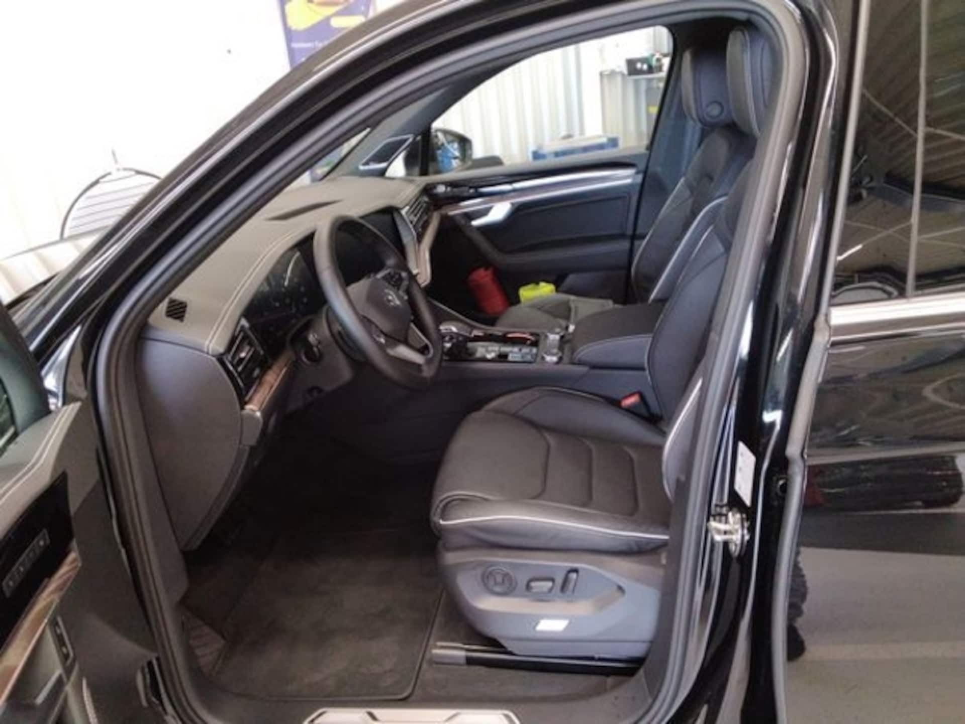 Volkswagen Touareg Elegance