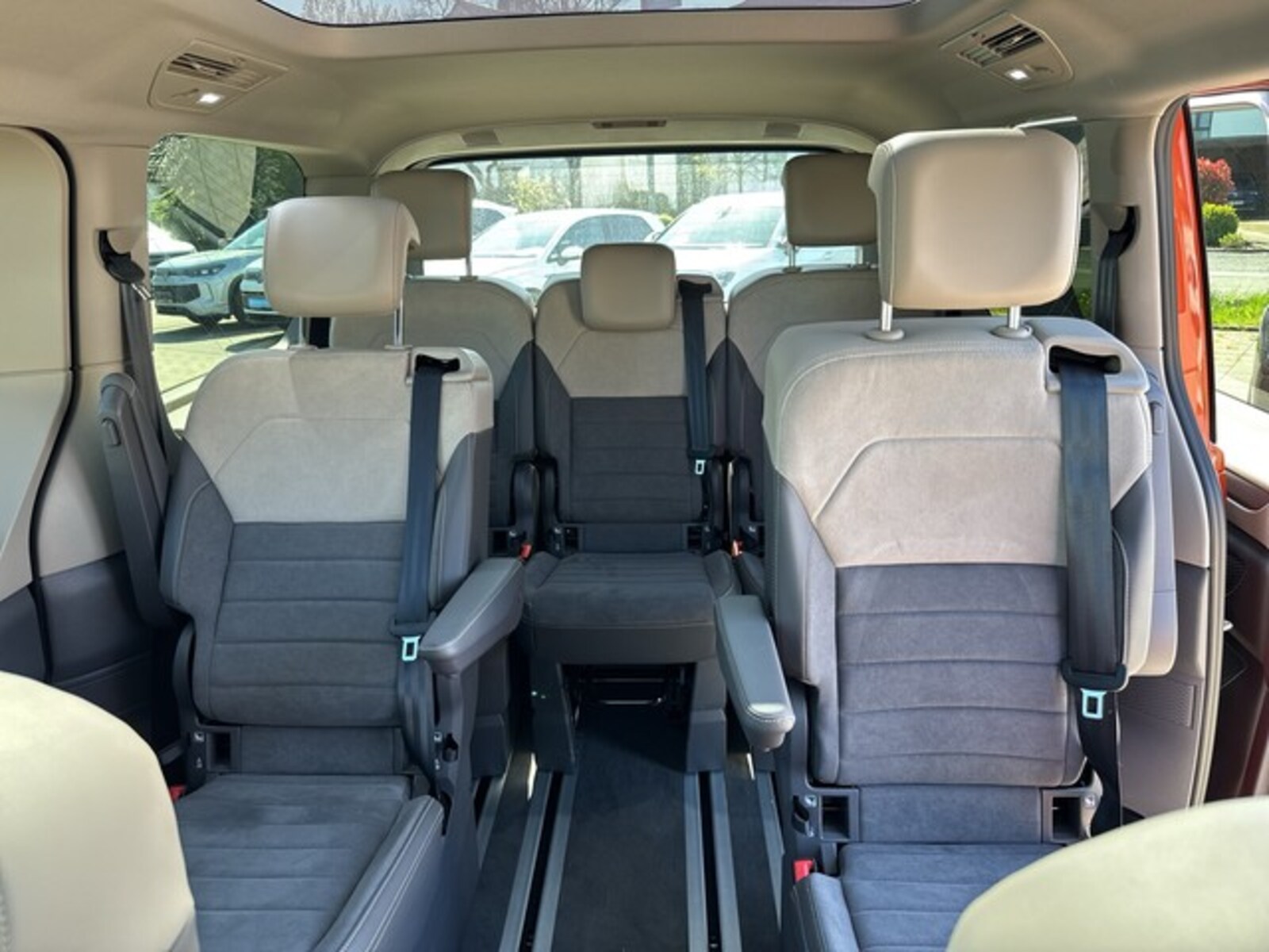 Volkswagen Multivan Langversion – Bild 18