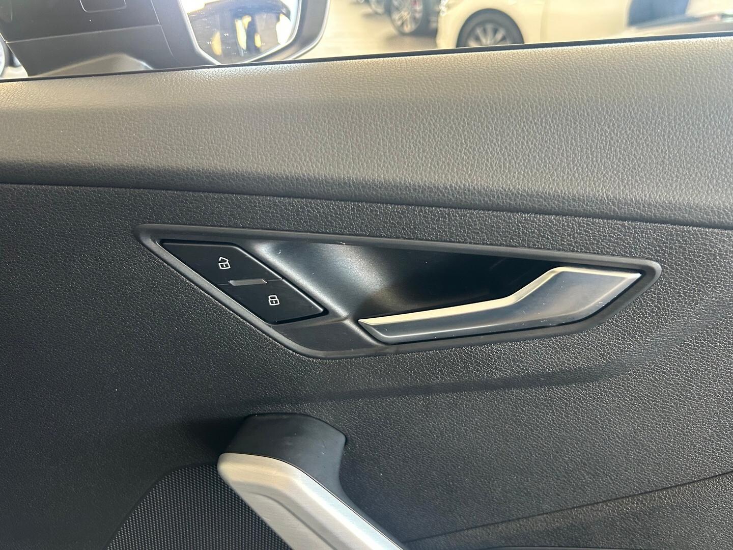 Image about Audi Q2 35 TFSI S tronic