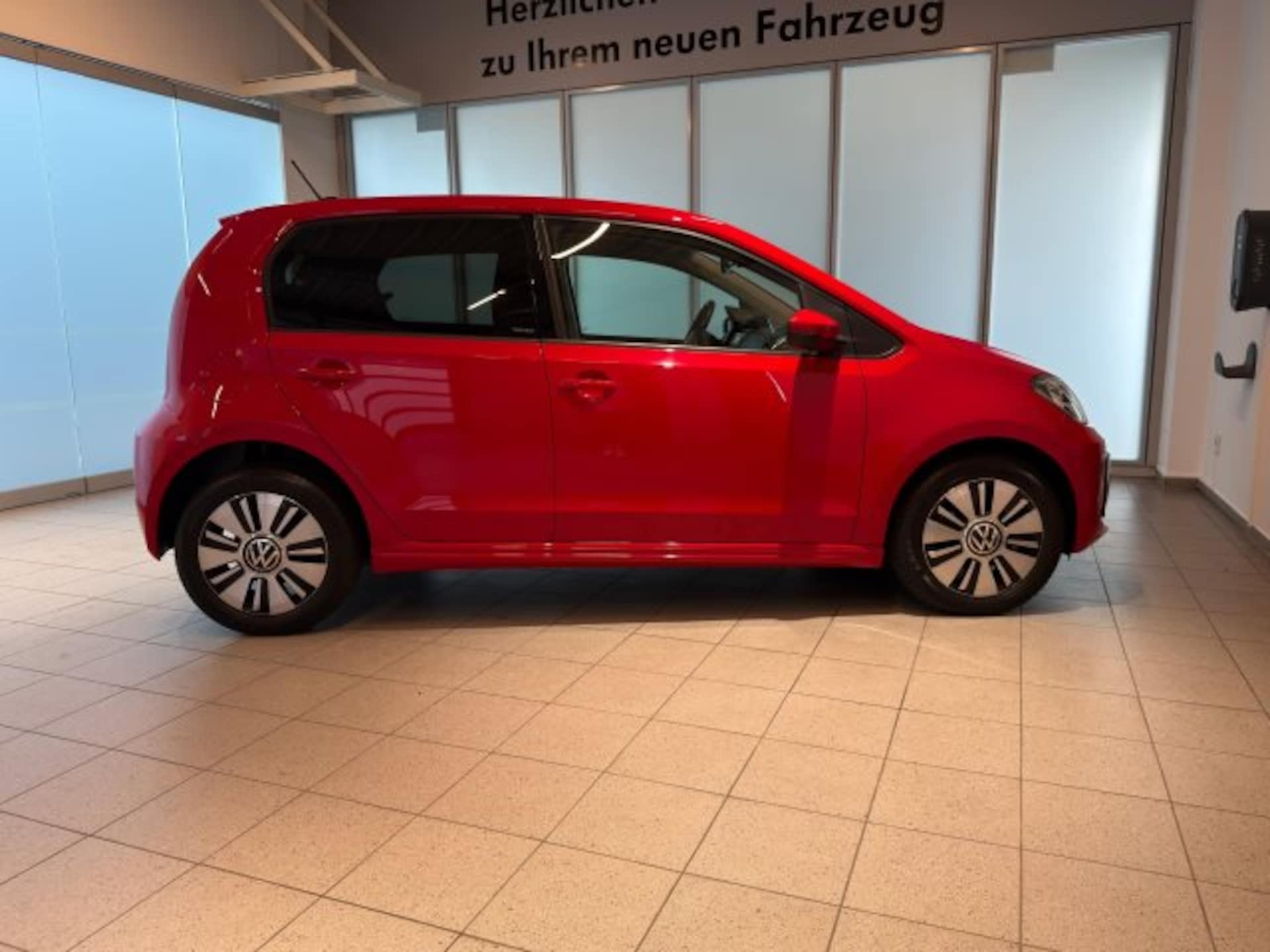Volkswagen e-up! UNITED
