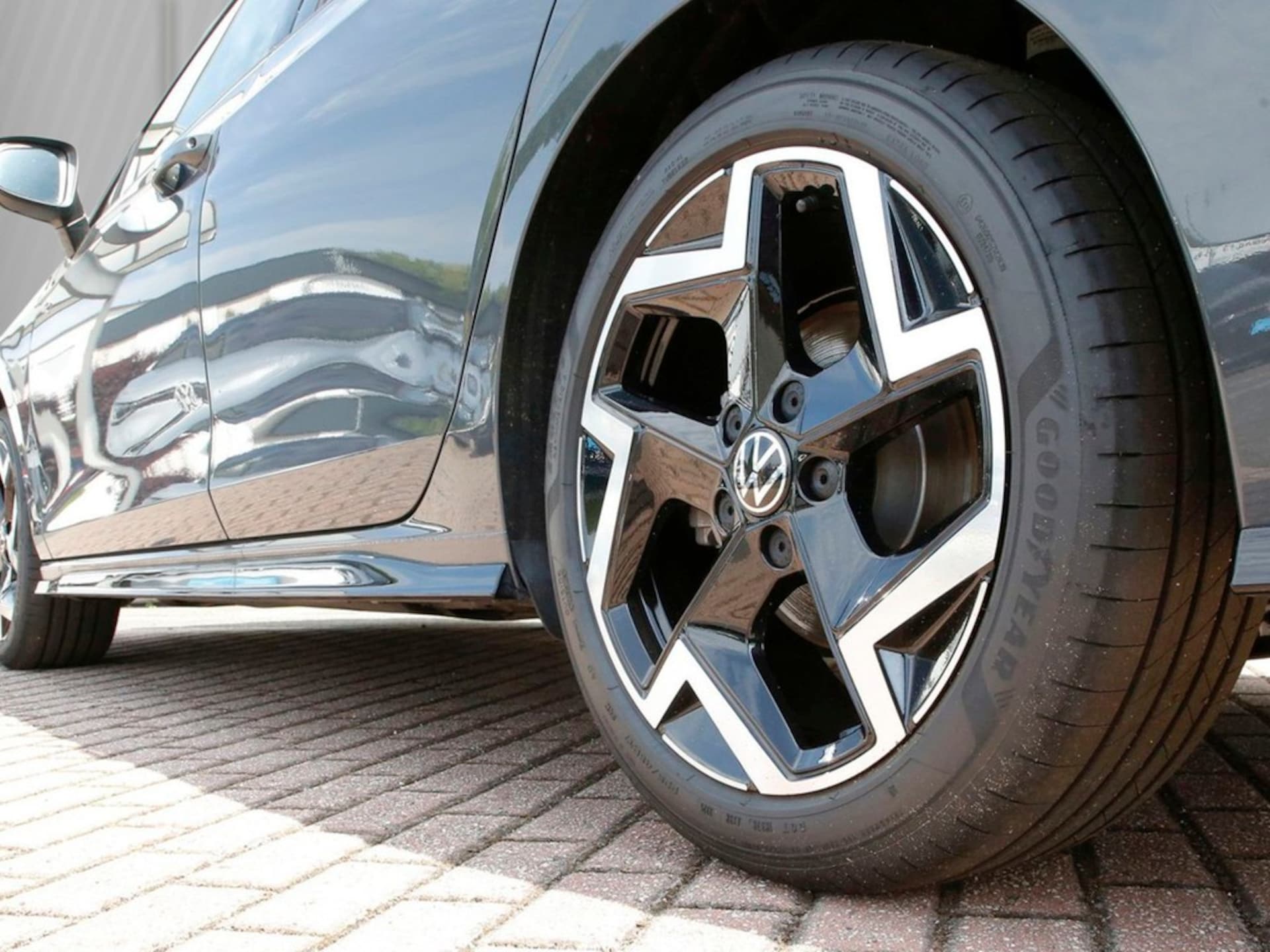 Volkswagen Golf Variant R-Line