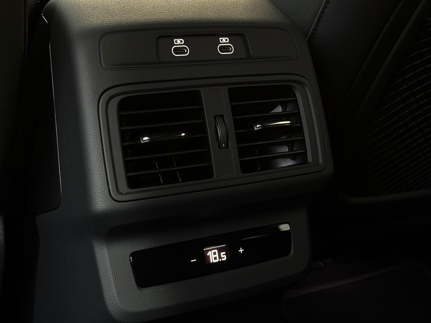 Image about Audi Q5 SUV TFSI quattro 200 kW sport