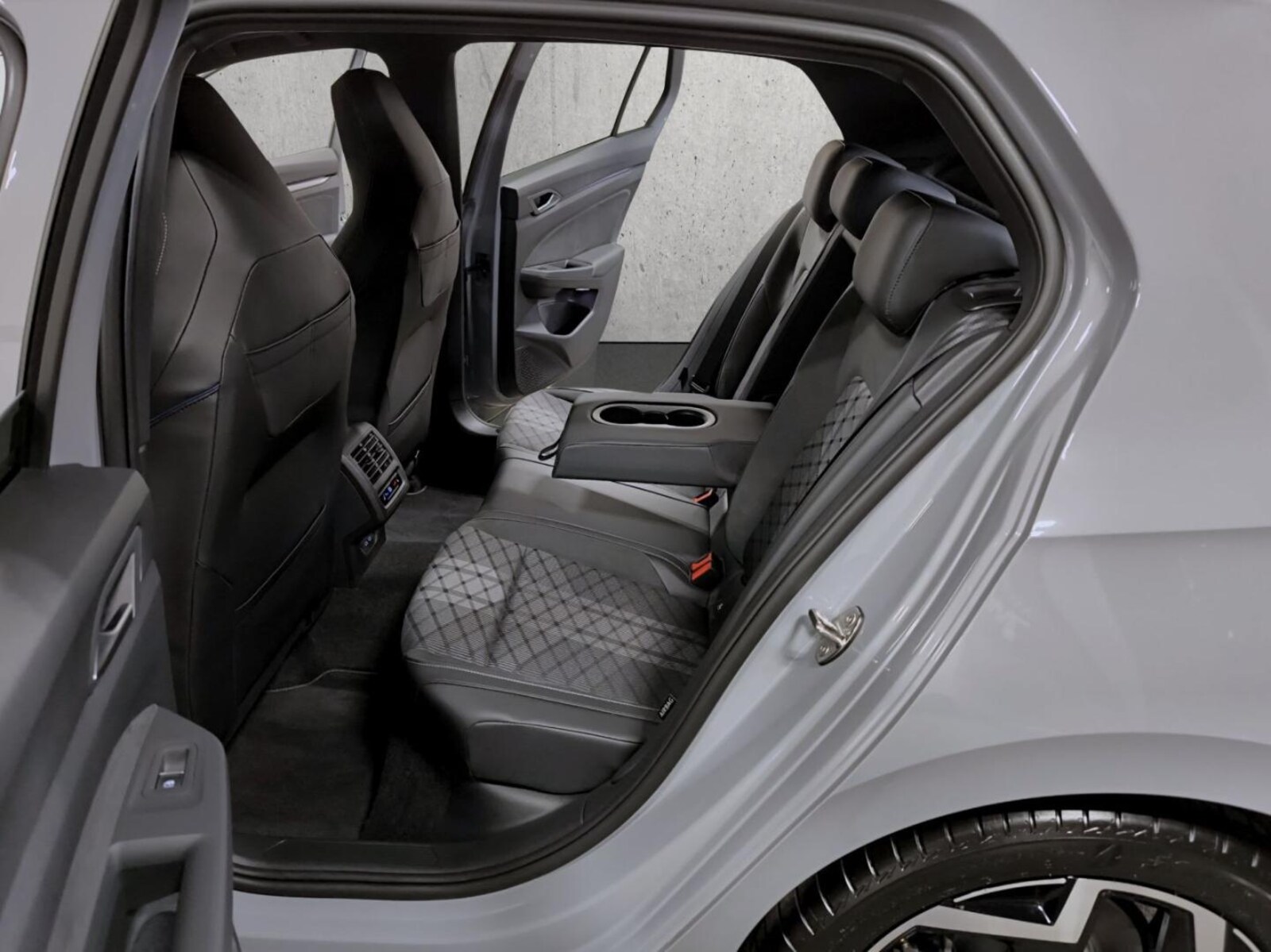 Volkswagen Golf – Bild 12