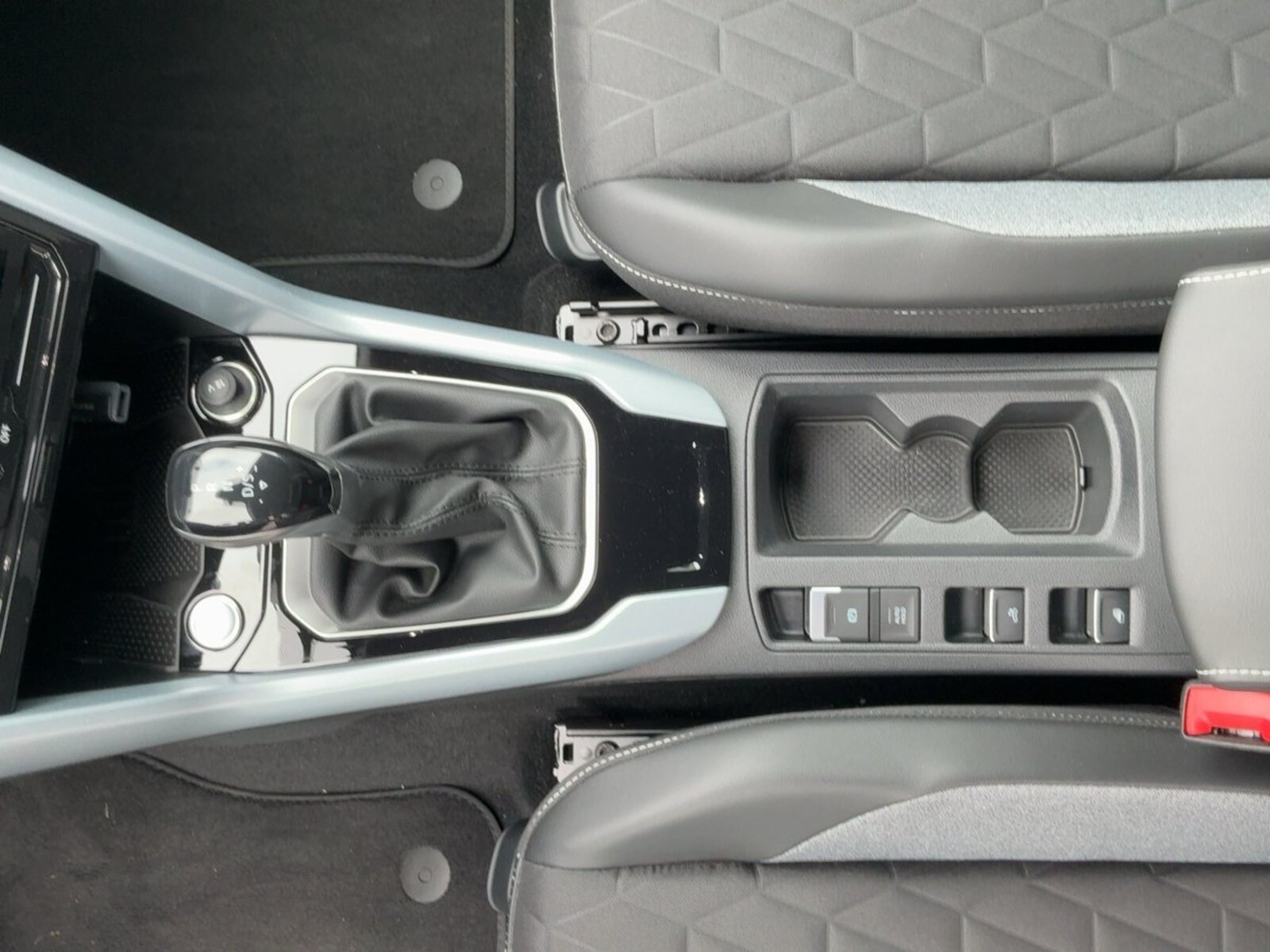 Volkswagen T-Roc Cabriolet – Bild 14