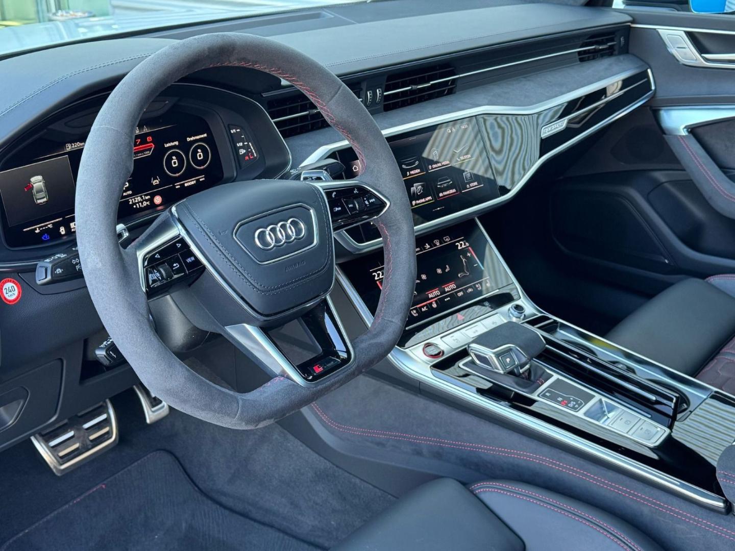 Image about Audi RS 7 Sportback quattro tiptronic