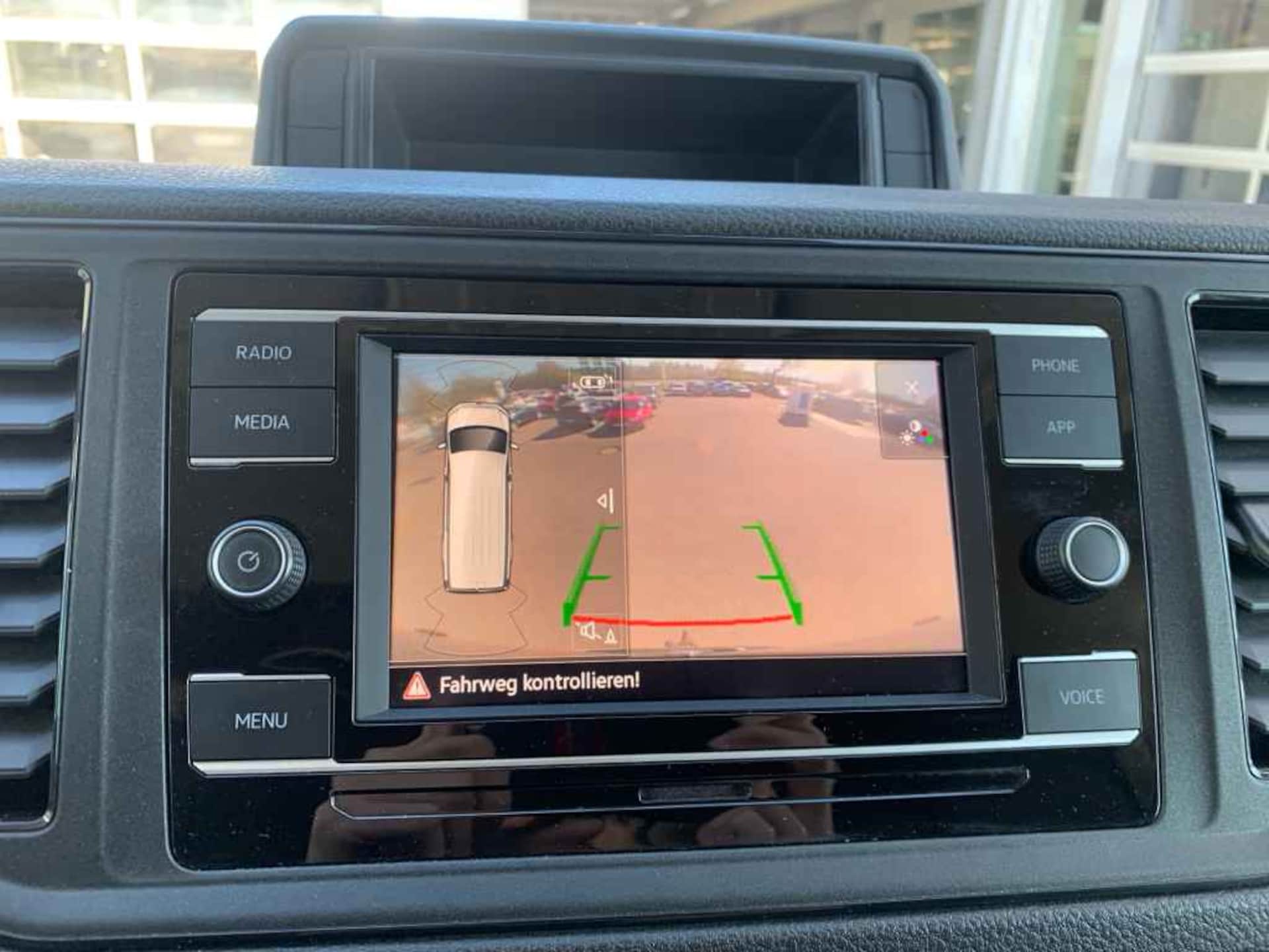 Volkswagen Crafter Kasten mittlerer Radstand